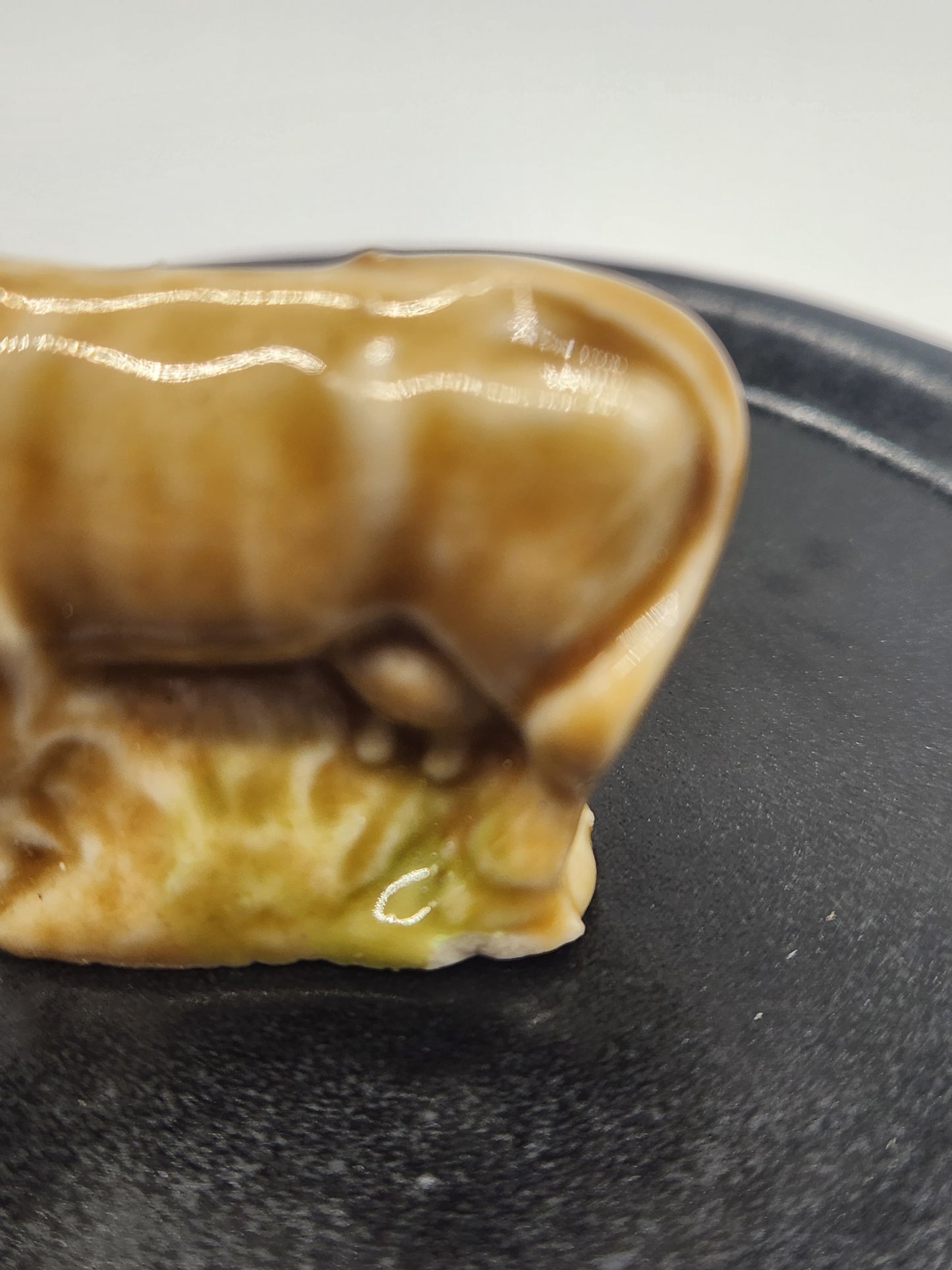 Wade Whimsies, Made in England Cow No. 27