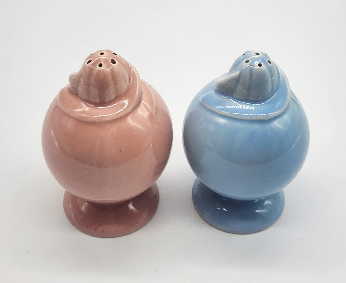 Lu Ray Pastels Salt and Pepper Shakers Taylor Smith Taylor with Stoppers