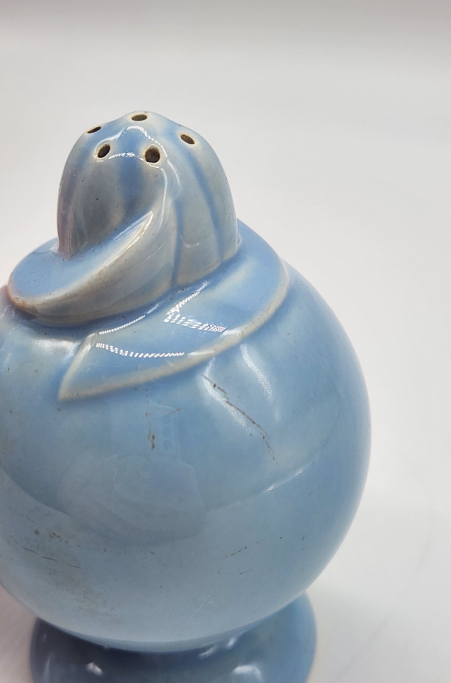 Lu Ray Pastels Salt and Pepper Shakers Taylor Smith Taylor with Stoppers