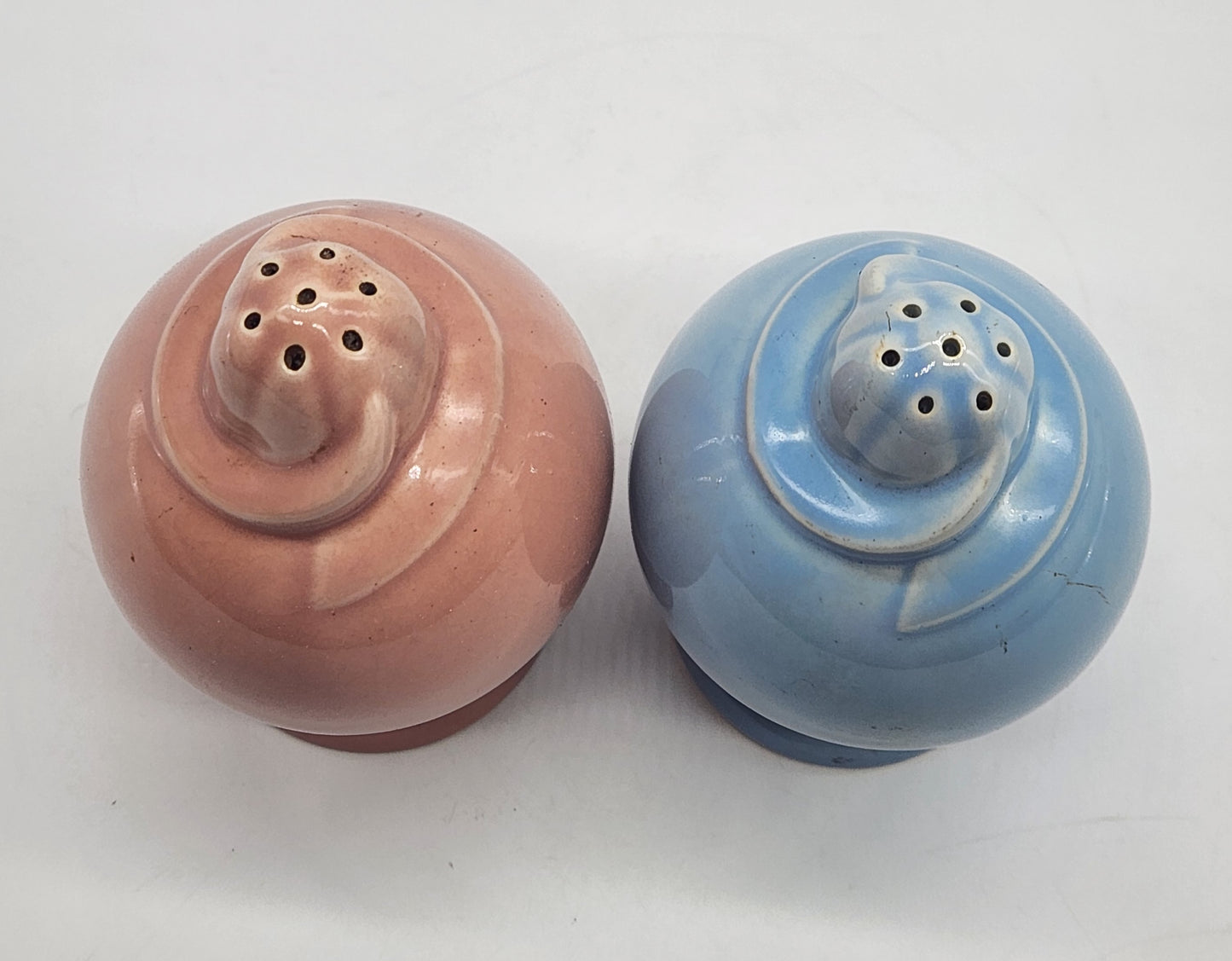 Lu Ray Pastels Salt and Pepper Shakers Taylor Smith Taylor with Stoppers