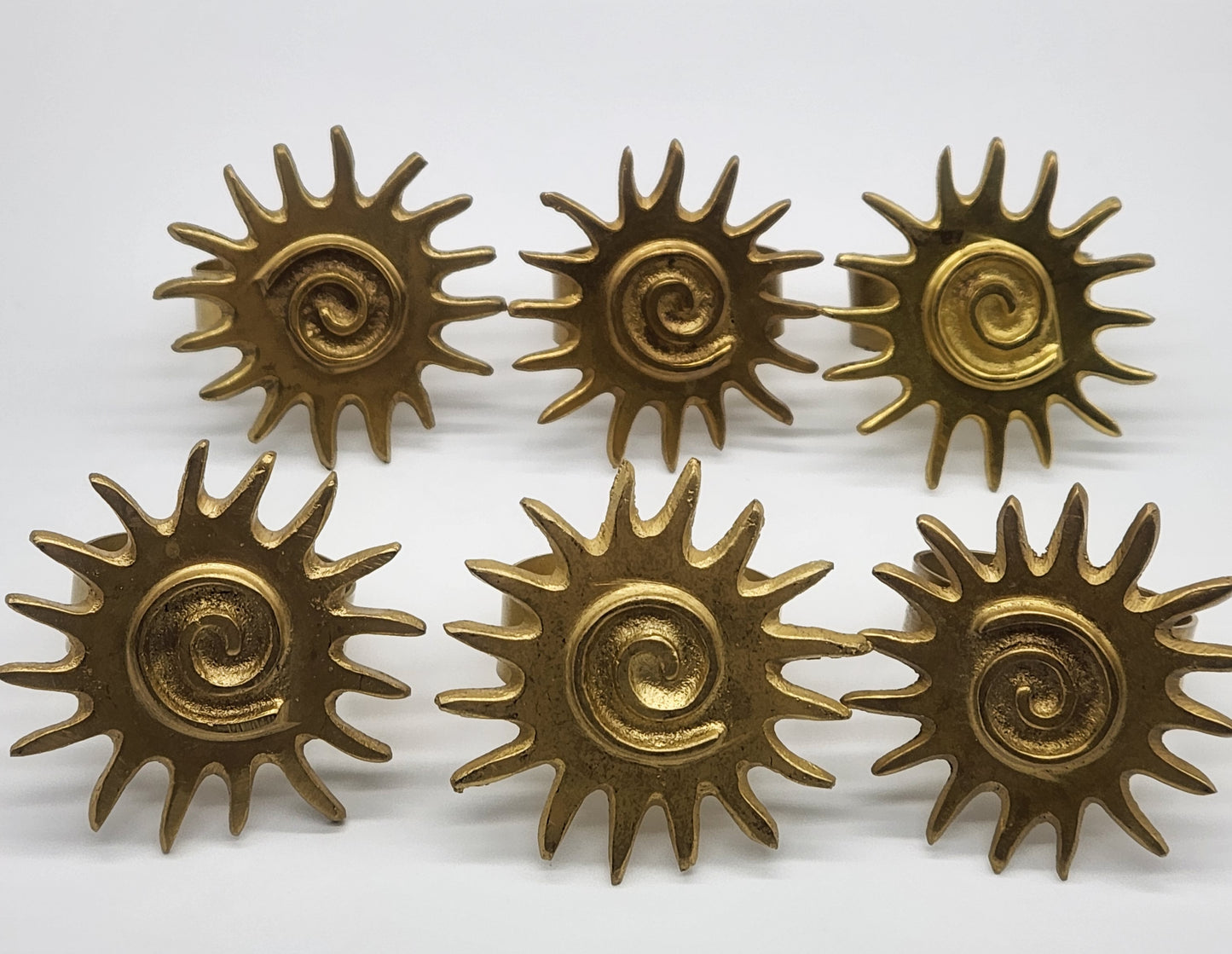 Gold tone Napkin Rings, Napkin Rings, Kitchen and Dining, Serving Odds and End Set of 6