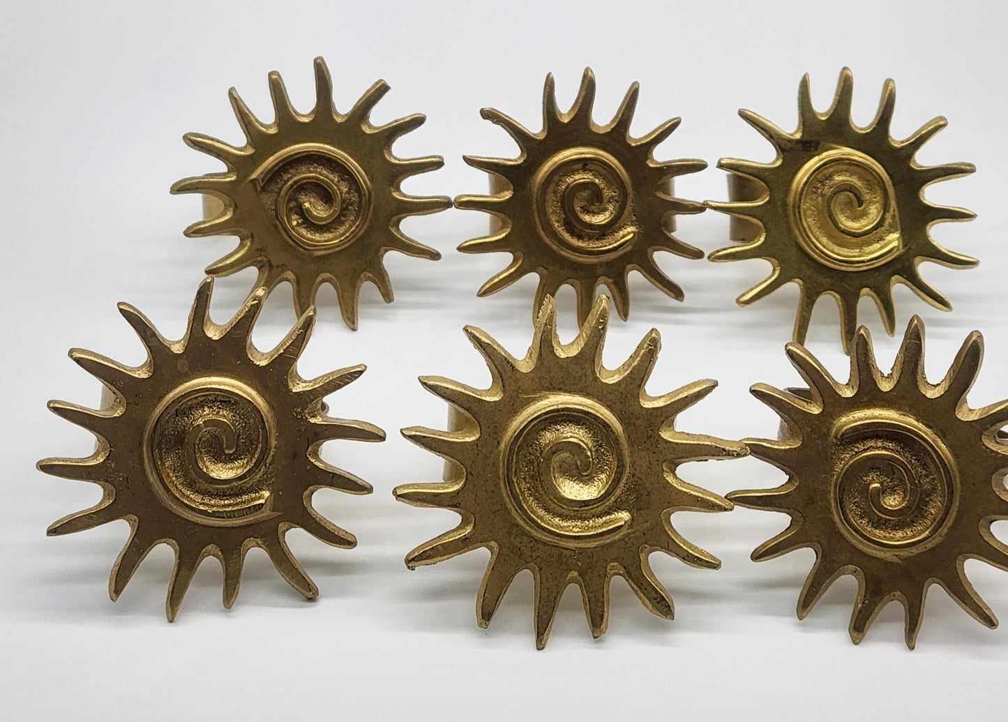 Gold tone Napkin Rings, Napkin Rings, Kitchen and Dining, Serving Odds and End Set of 6