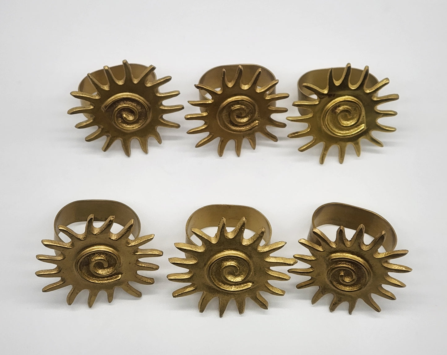 Gold tone Napkin Rings, Napkin Rings, Kitchen and Dining, Serving Odds and End Set of 6