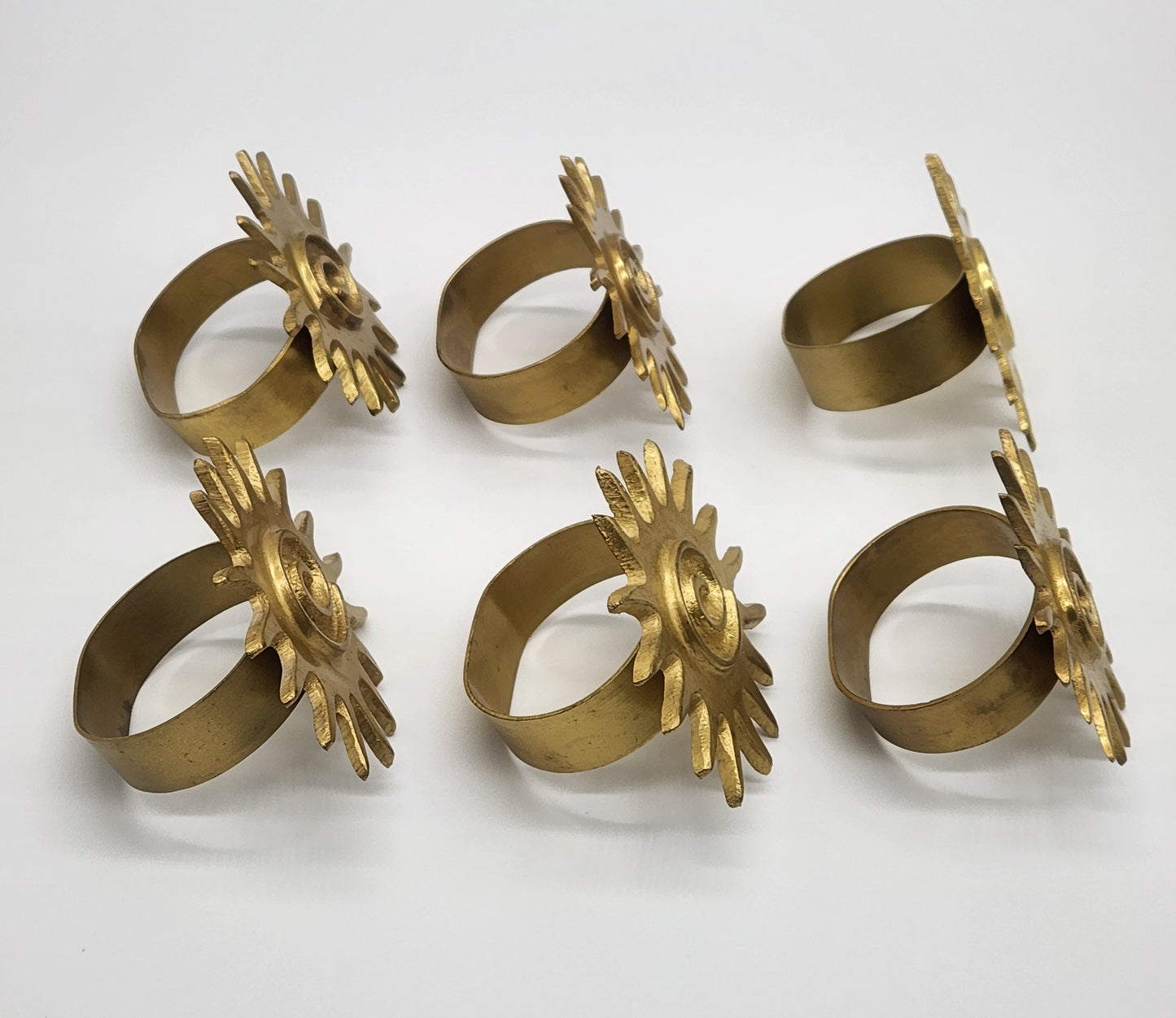 Gold tone Napkin Rings, Napkin Rings, Kitchen and Dining, Serving Odds and End Set of 6