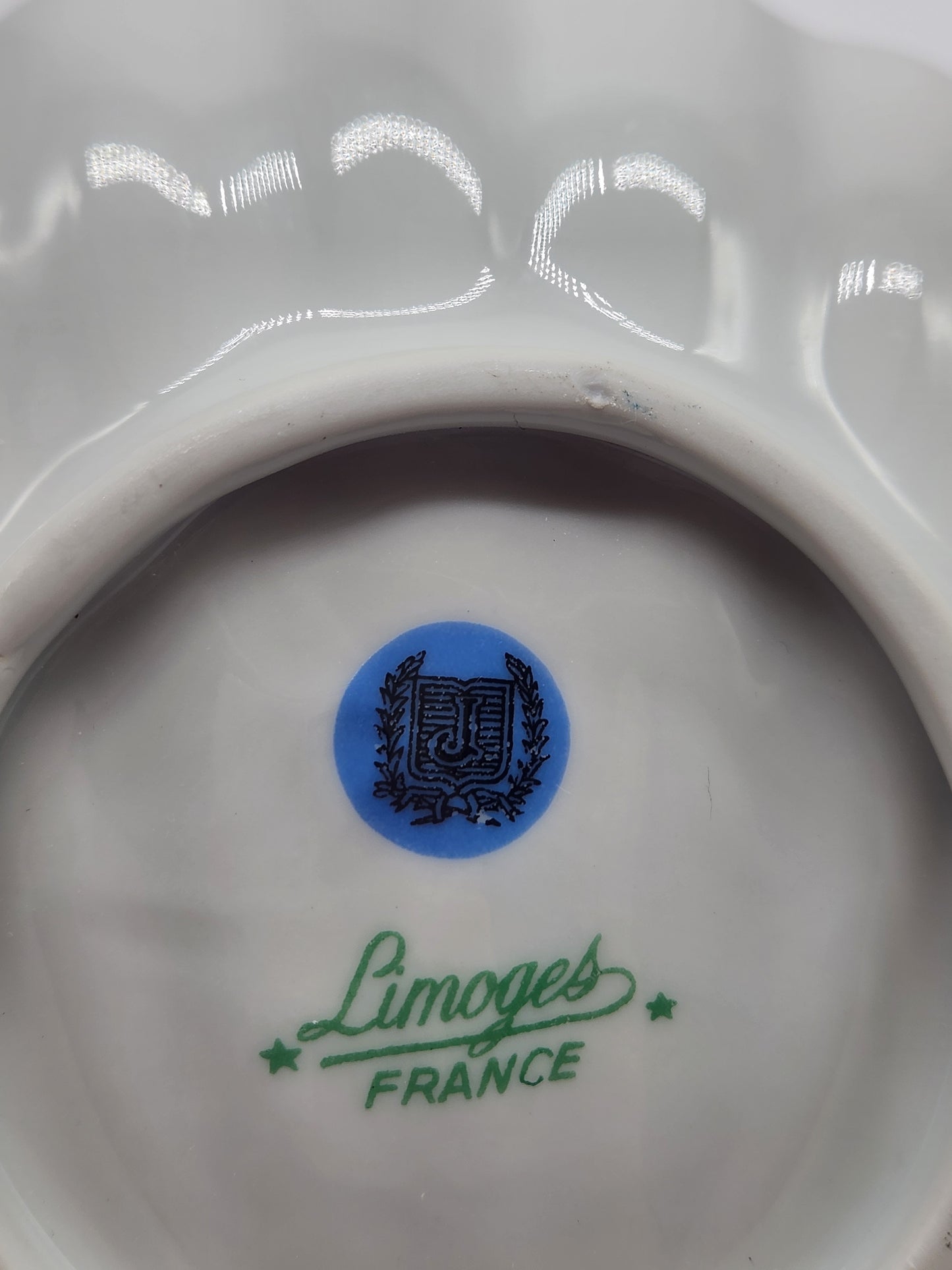 Limoges Vintage Shell-Shaped Porcelain Jewelry Dish with Floral Design