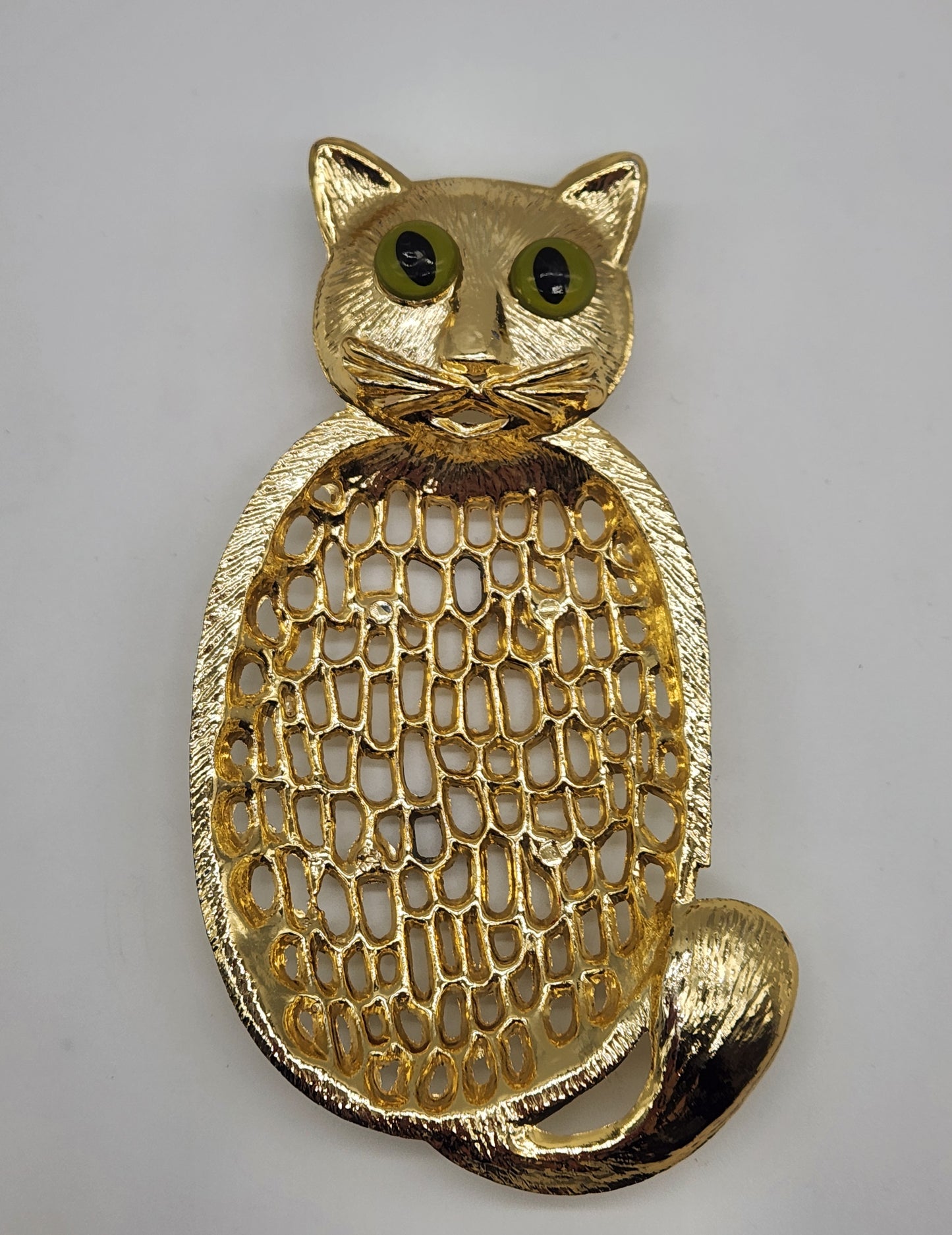 Vintage Gold Cat Soap or Trinket Dish/ Retro Goldtone Kitty with Resin Cat Eyes