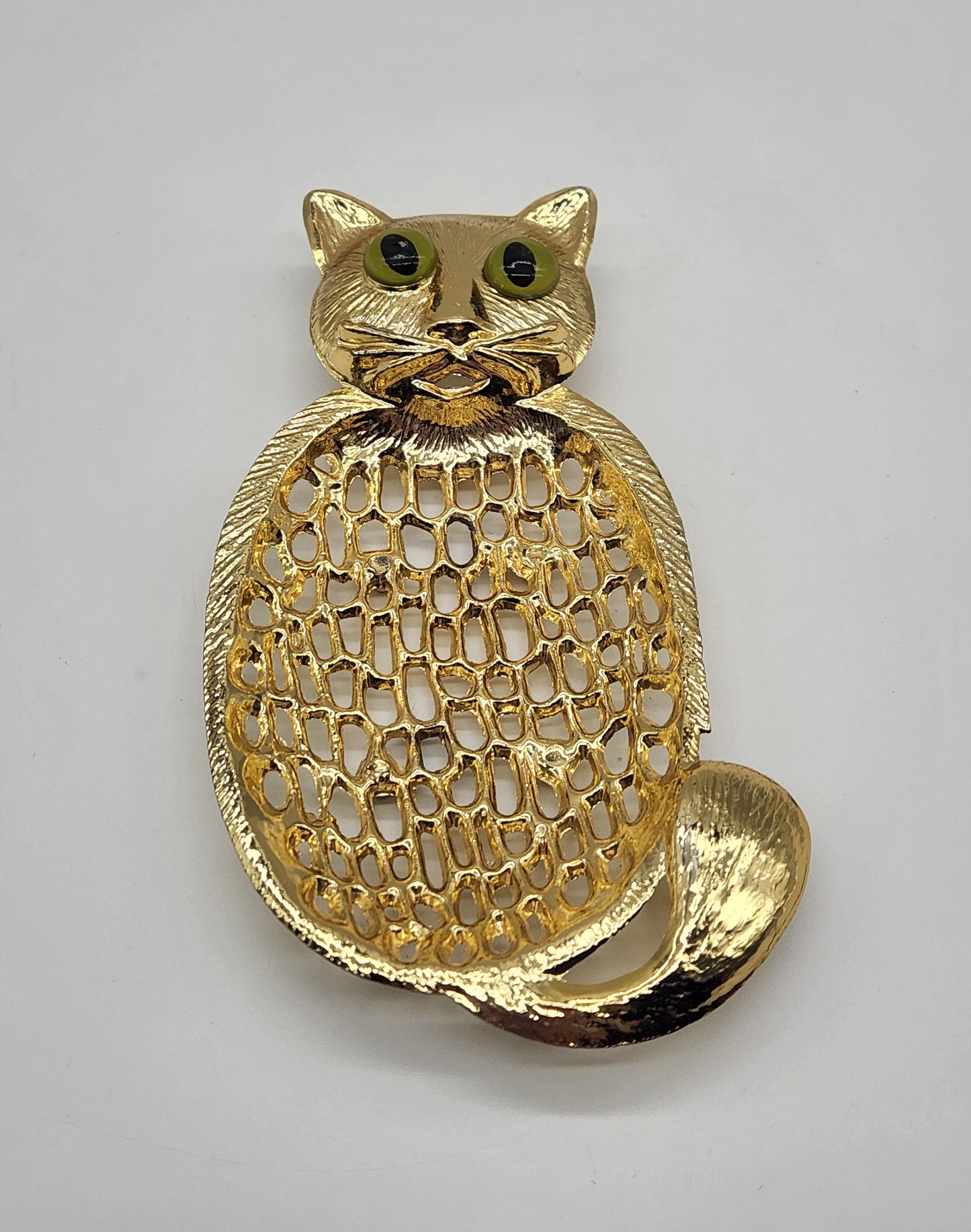 Vintage Gold Cat Soap or Trinket Dish/ Retro Goldtone Kitty with Resin Cat Eyes