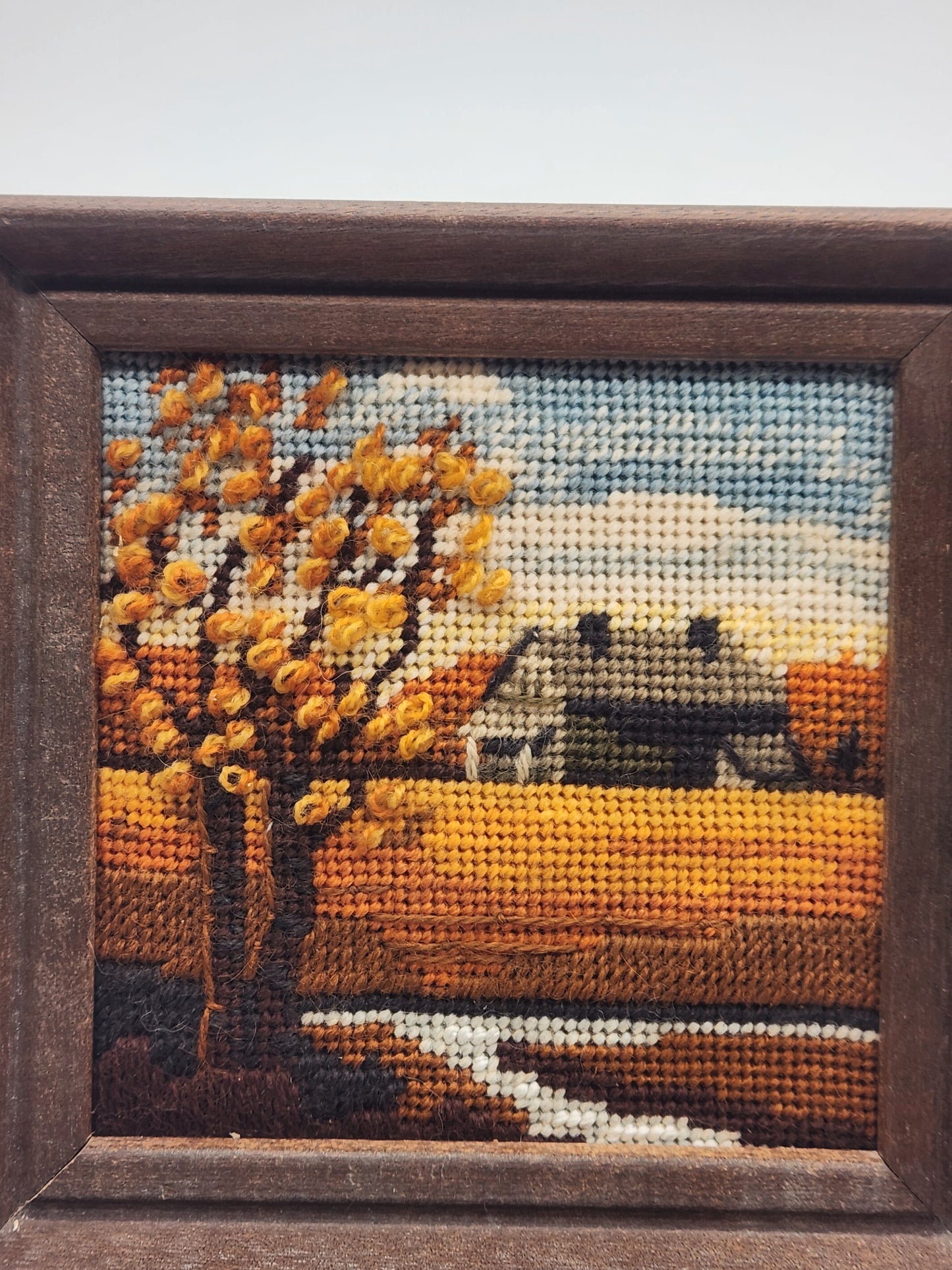 VTG Vintage Framed Needlepoint Embroidery 6x6”