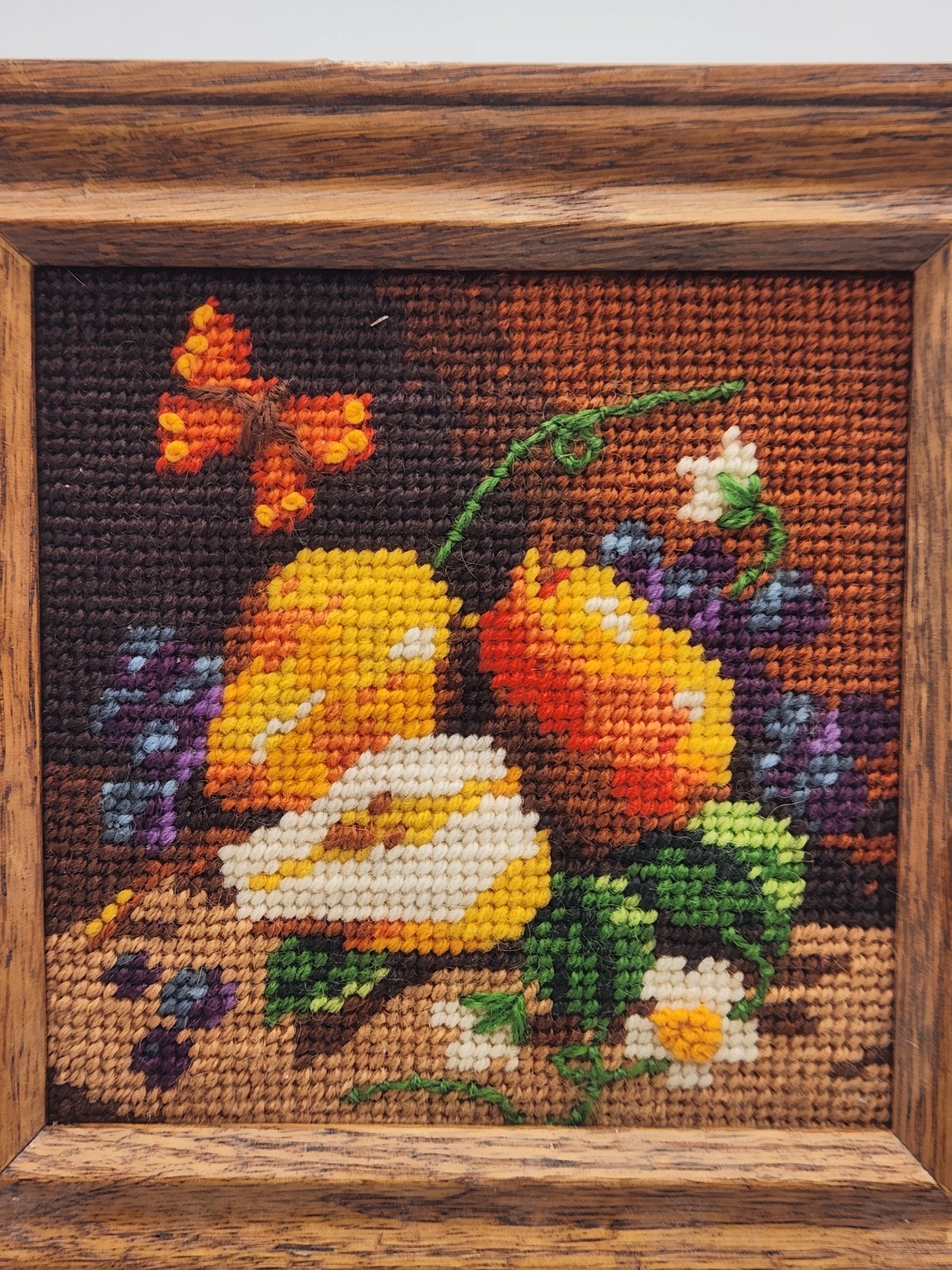 VTG Vintage Framed Needlepoint Embroidery 6x6”