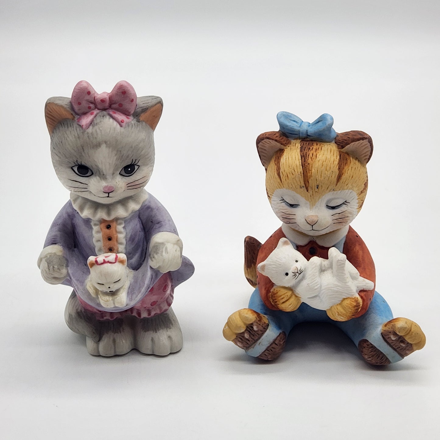 Vintage Pair of Bronson Collectibles BC Porcelain Cat Figurines