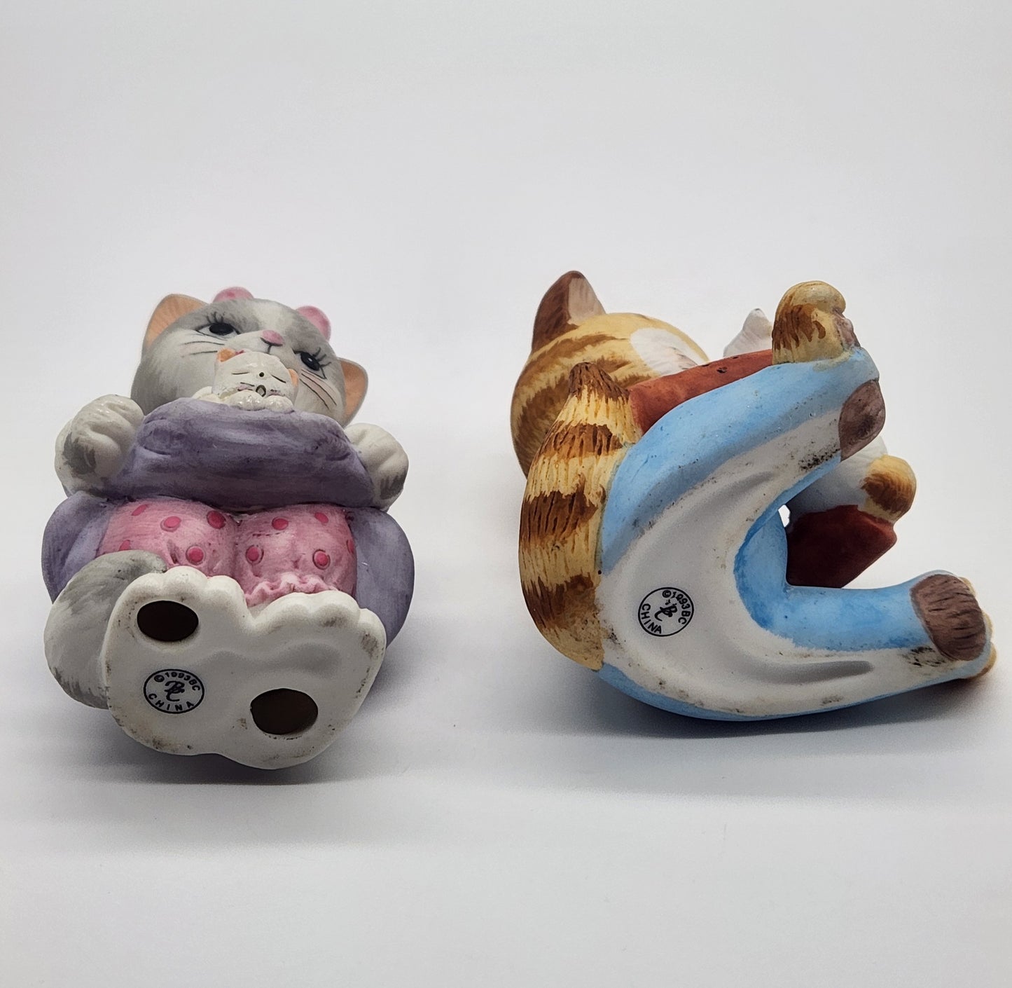 Vintage Pair of Bronson Collectibles BC Porcelain Cat Figurines