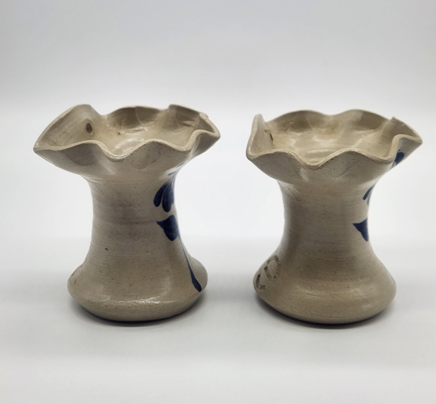 Williamsburg Pottery Pair of Wall Pocket Vases Blue Floral Design