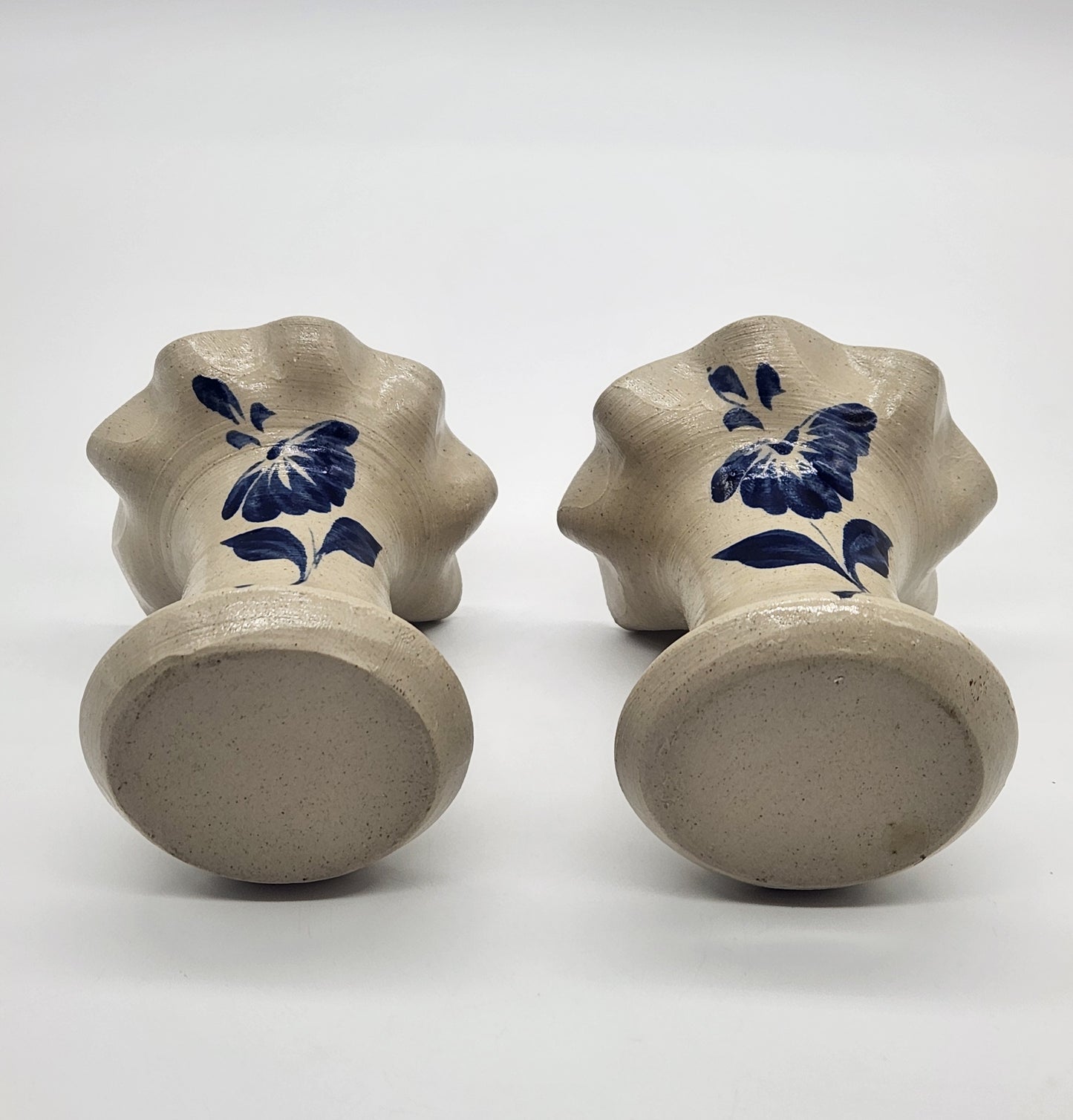 Williamsburg Pottery Pair of Wall Pocket Vases Blue Floral Design