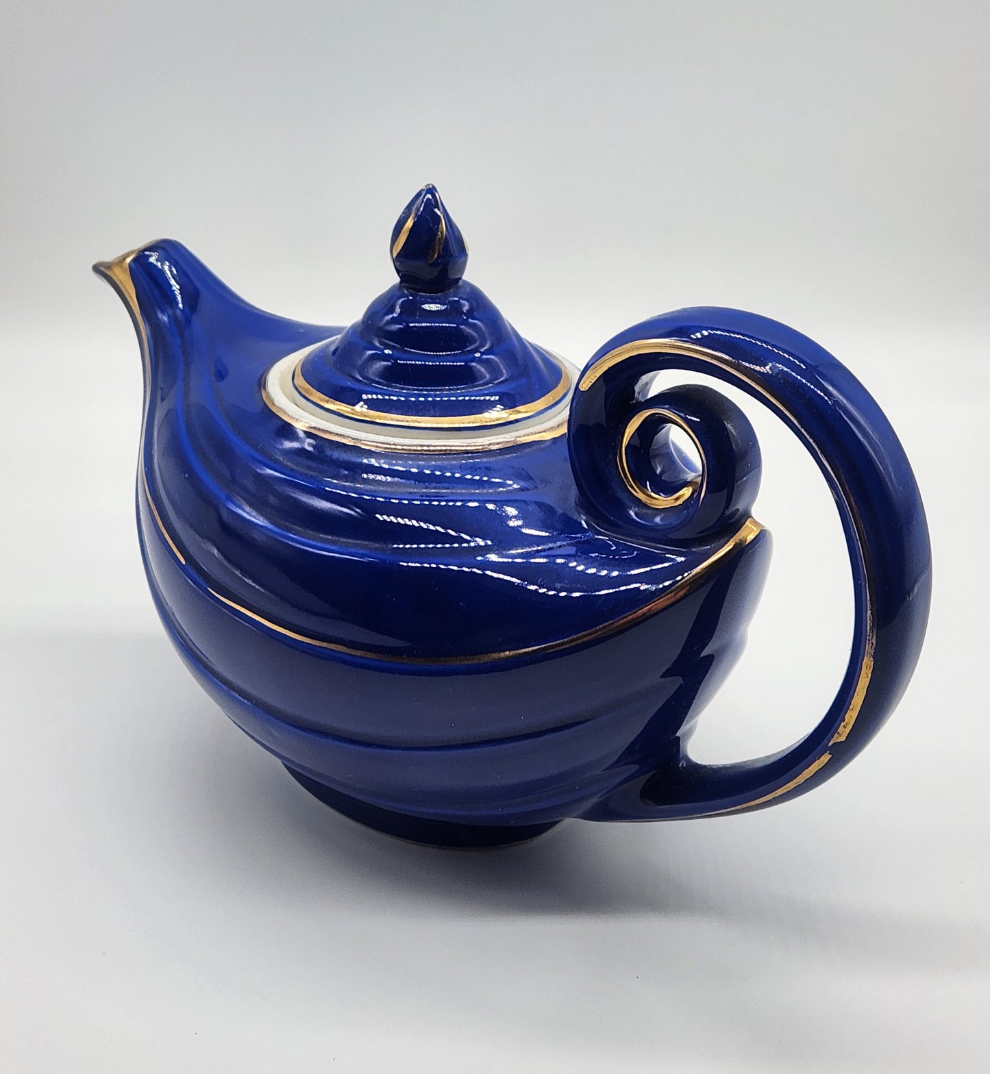 Vintage Hall Aladdin Teapot Cobalt Blue Gold Trim 0676R 6 Cup USA