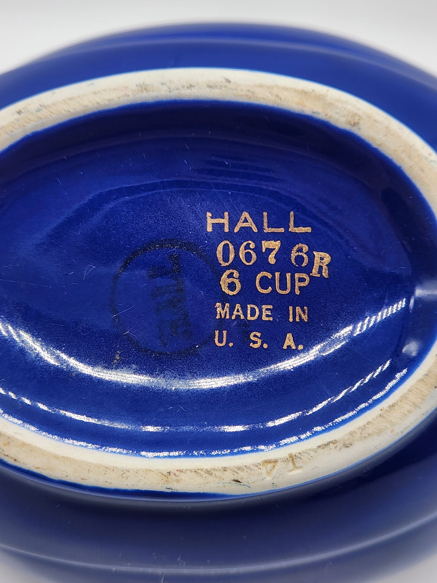 Vintage Hall Aladdin Teapot Cobalt Blue Gold Trim 0676R 6 Cup USA