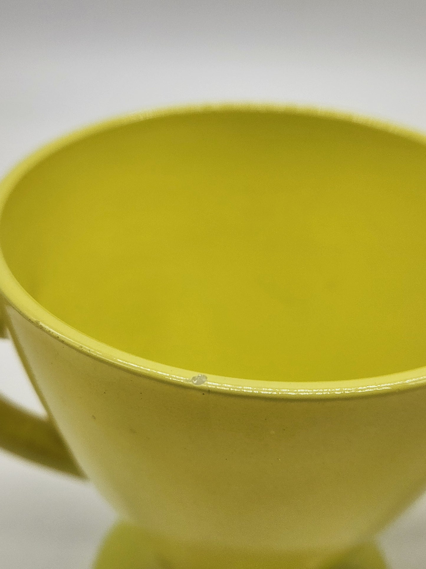 VINTAGE~Hazel Atlas~Yellow Milk Glass Charming Chartreuse Sugar/Creamer~Set of 2