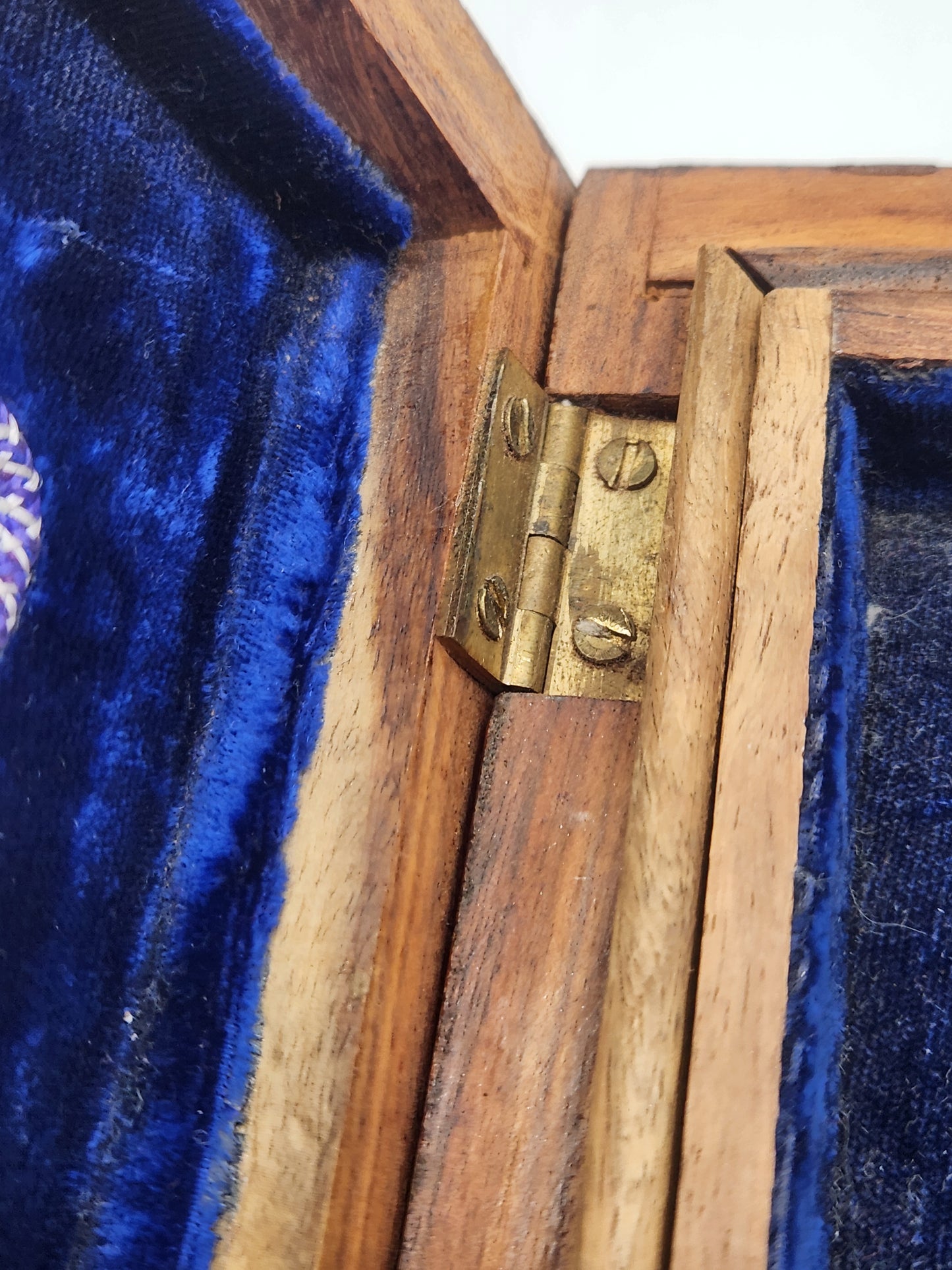 Vintage Brass Flower / Floral Rectangular Wooden Unisex Keepsake / Trinket Box