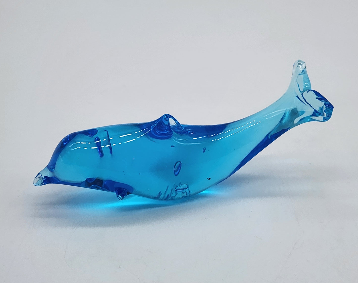 Vintage Signed W. Ward 1994 Blue Art Glass Dolphin Fish Figurine 4.5" Titan