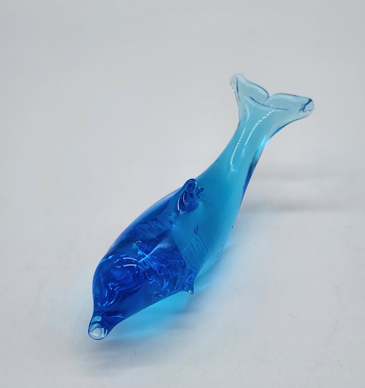 Vintage Signed W. Ward 1994 Blue Art Glass Dolphin Fish Figurine 4.5" Titan