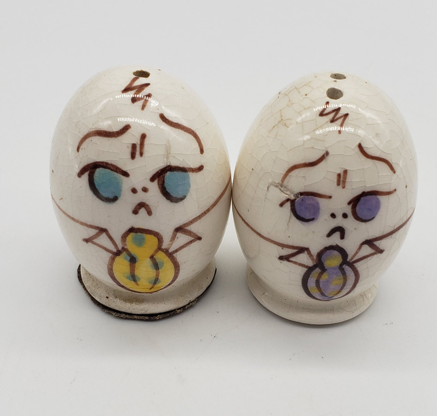 Anthropomorphic Grumpy "Eggheads" Salt and Pepper Shakers