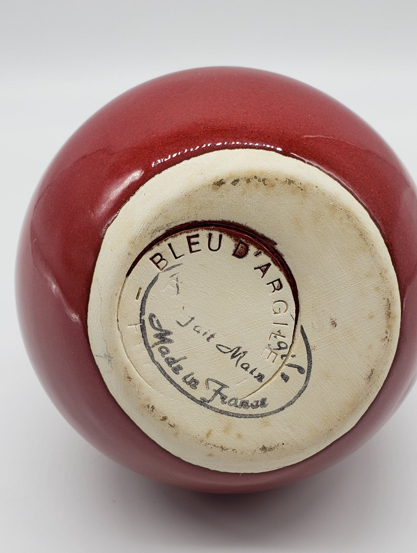 Bleu D'Argile Fait Main Red Glazed Pottery With Handle