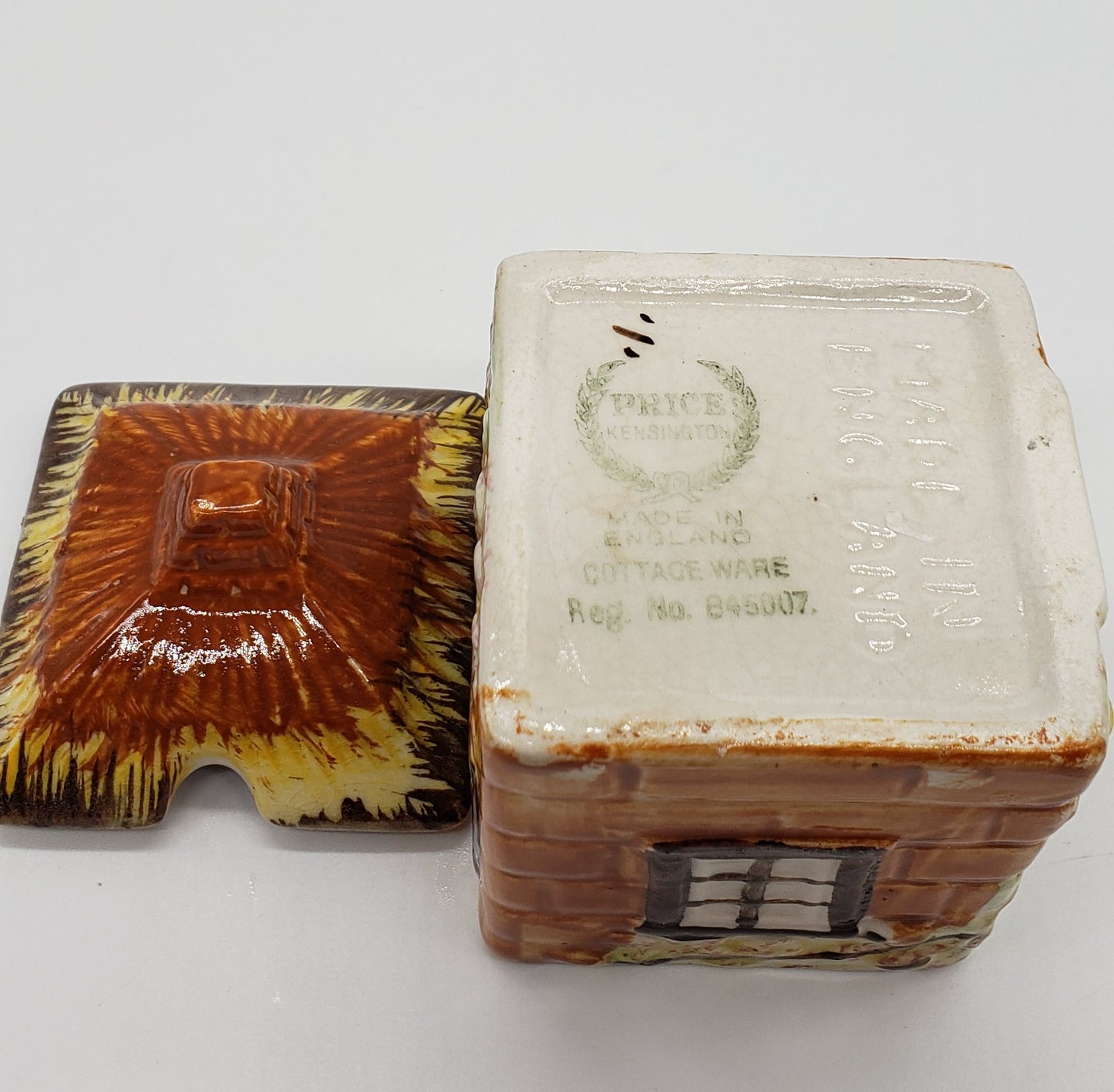 Price Brothers Thatched Cottage Sugar