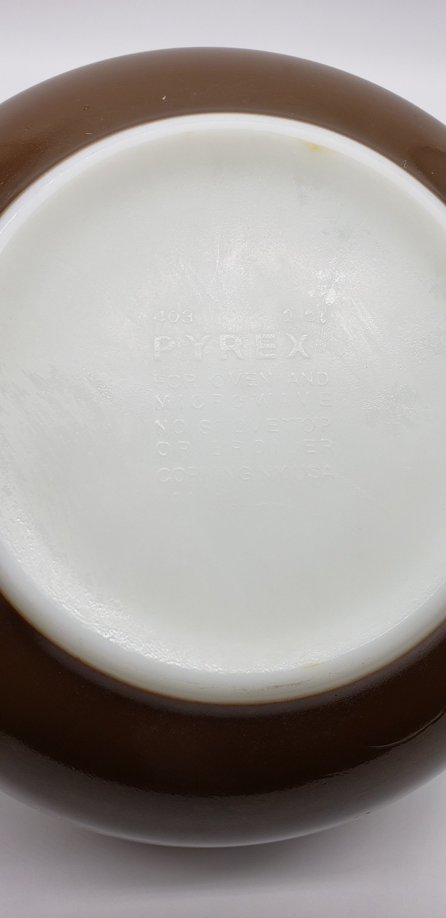 Pyrex 403 Nesting Mixing Bowl Woodland Brown