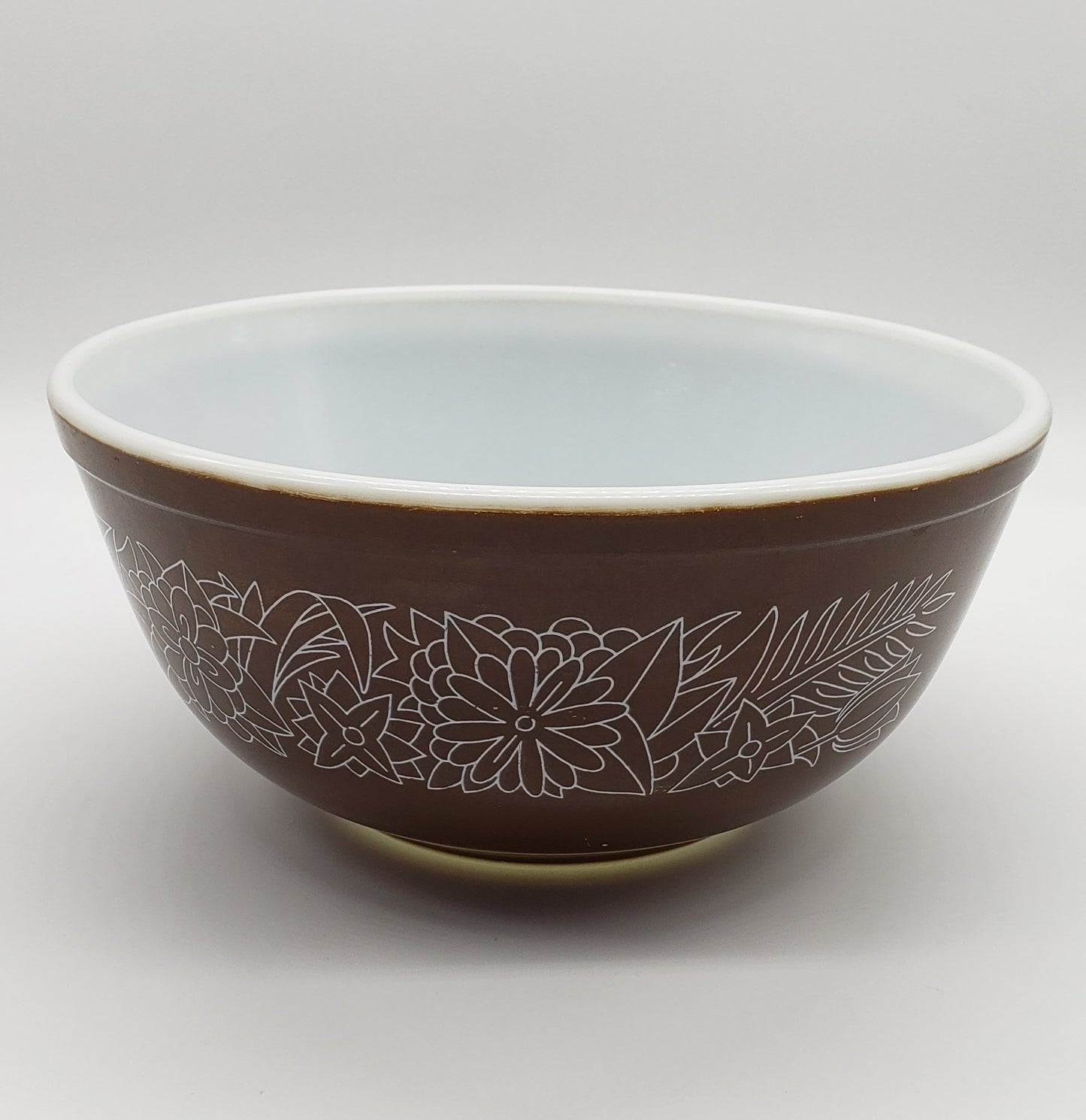 Pyrex 403 Nesting Mixing Bowl Woodland Brown