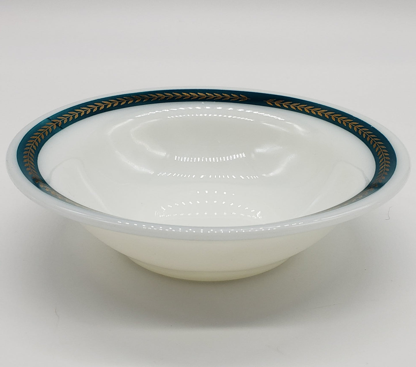 Pyrex 356-32 Tableware by Corning ware Bowl Turquoise Laurel Leaves Bowls