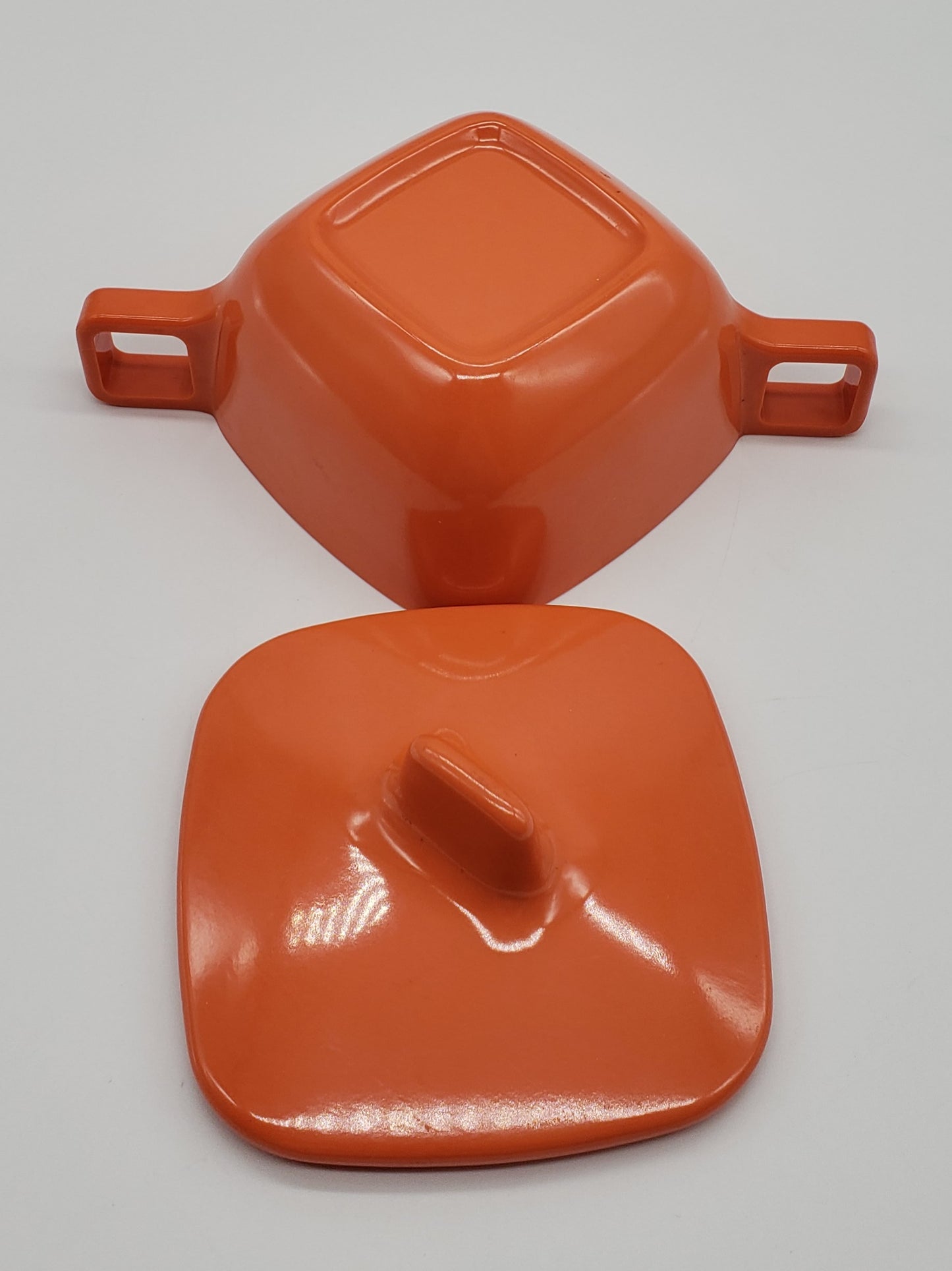 Melamine sugar bowl with handles