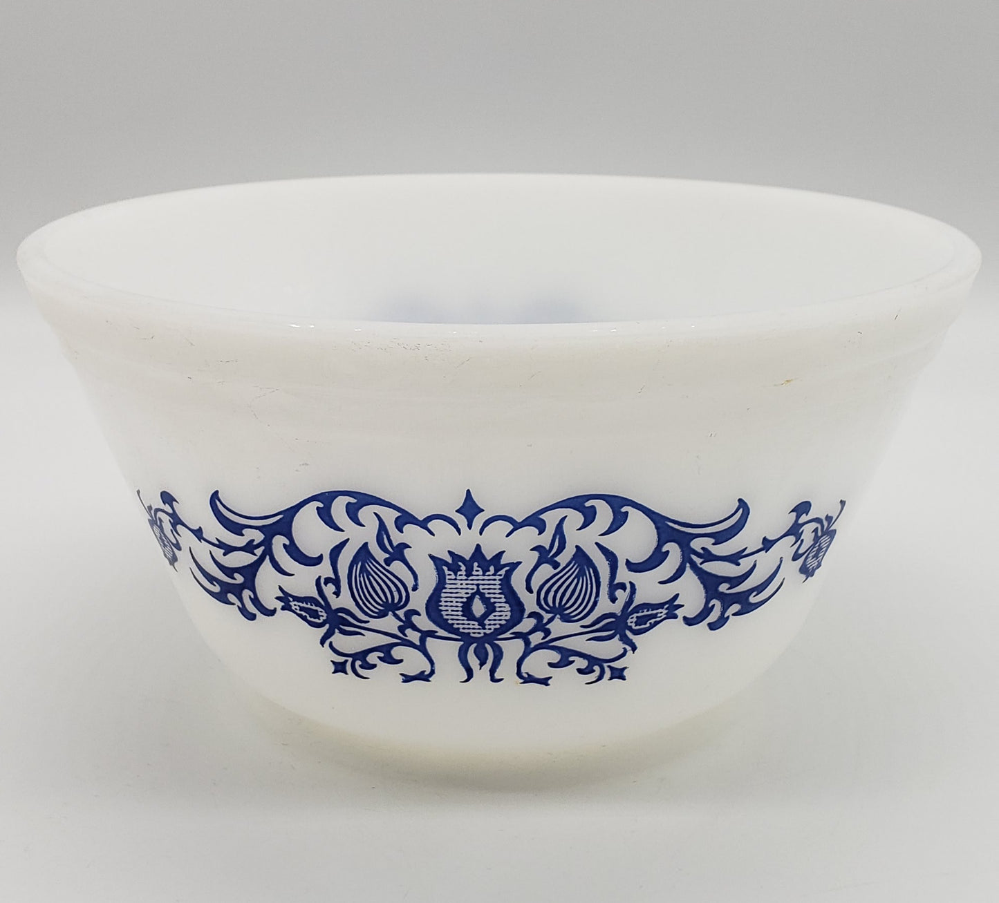 Federal glass Heat proof mixing bowl - Buck County Pattern