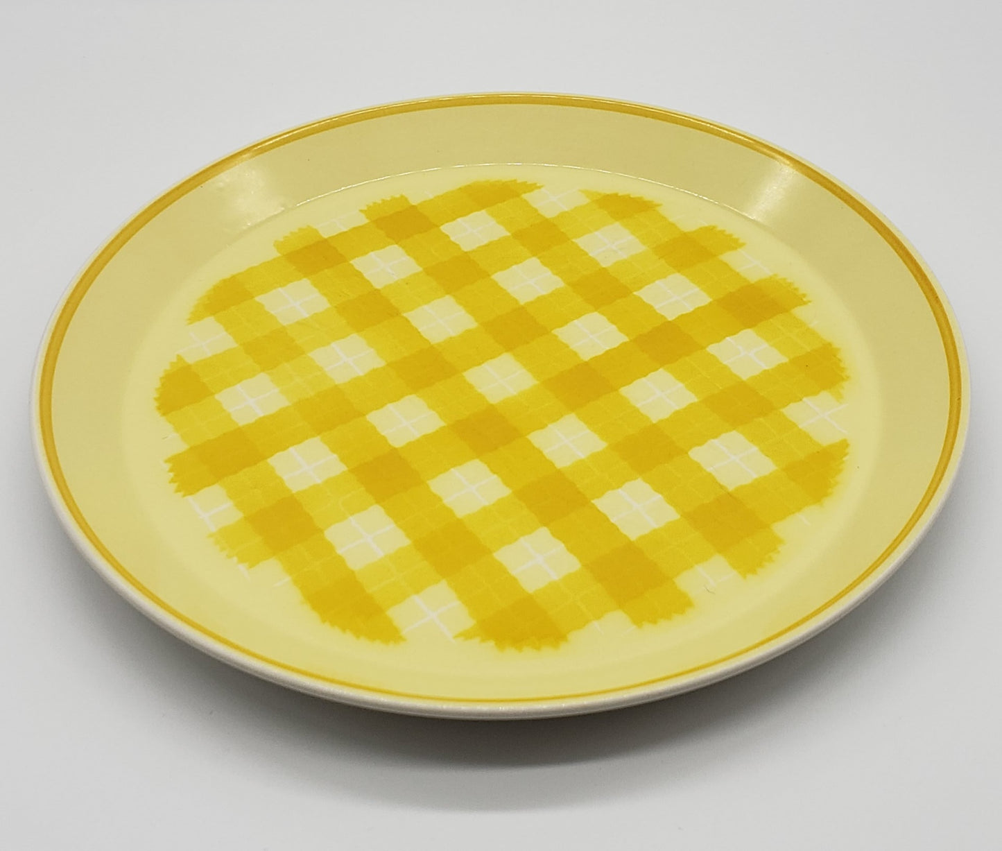 Mikasa Yellow Plaid Checkmates Plate, Butternut C4382