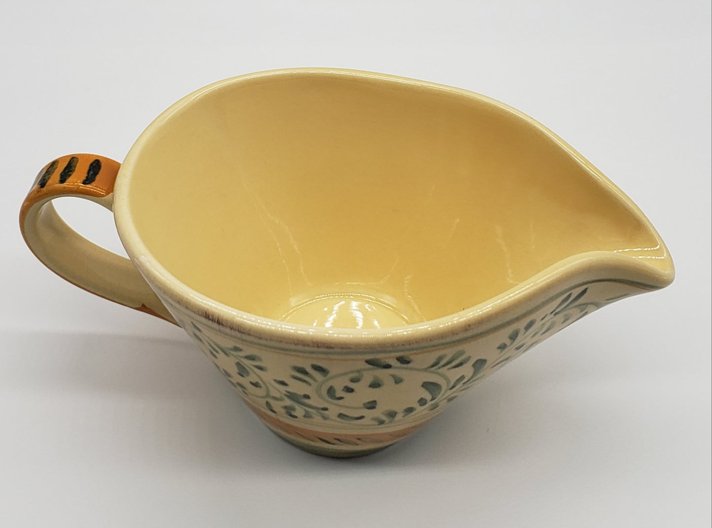 Crate & Barrel Emilia Large Vintage Gravy Sauce Boat Server