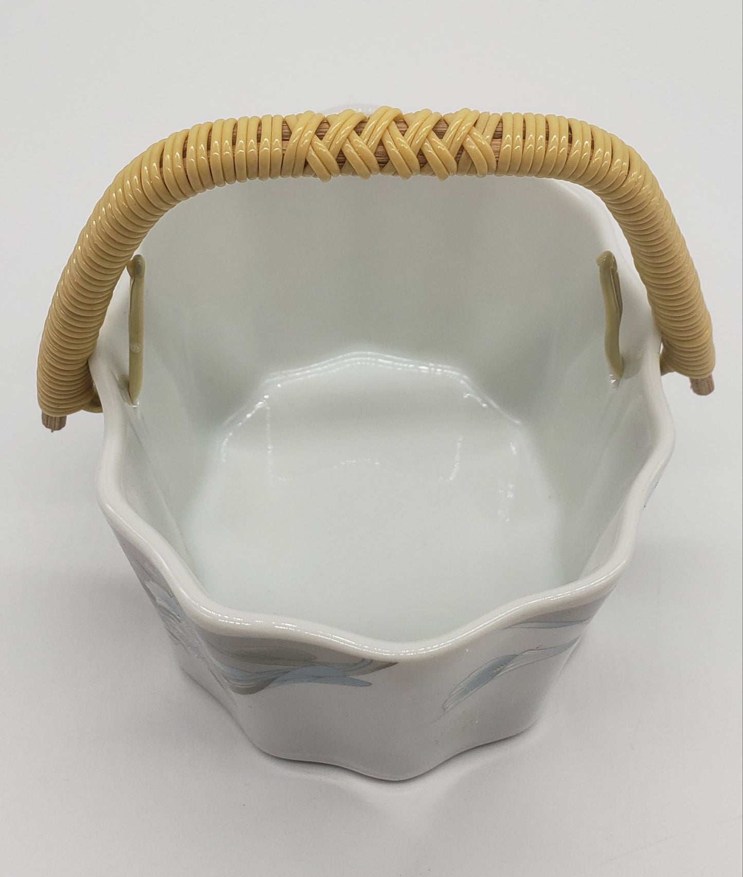Berrie Co. Floral Trinket/Basket with Handle #5011