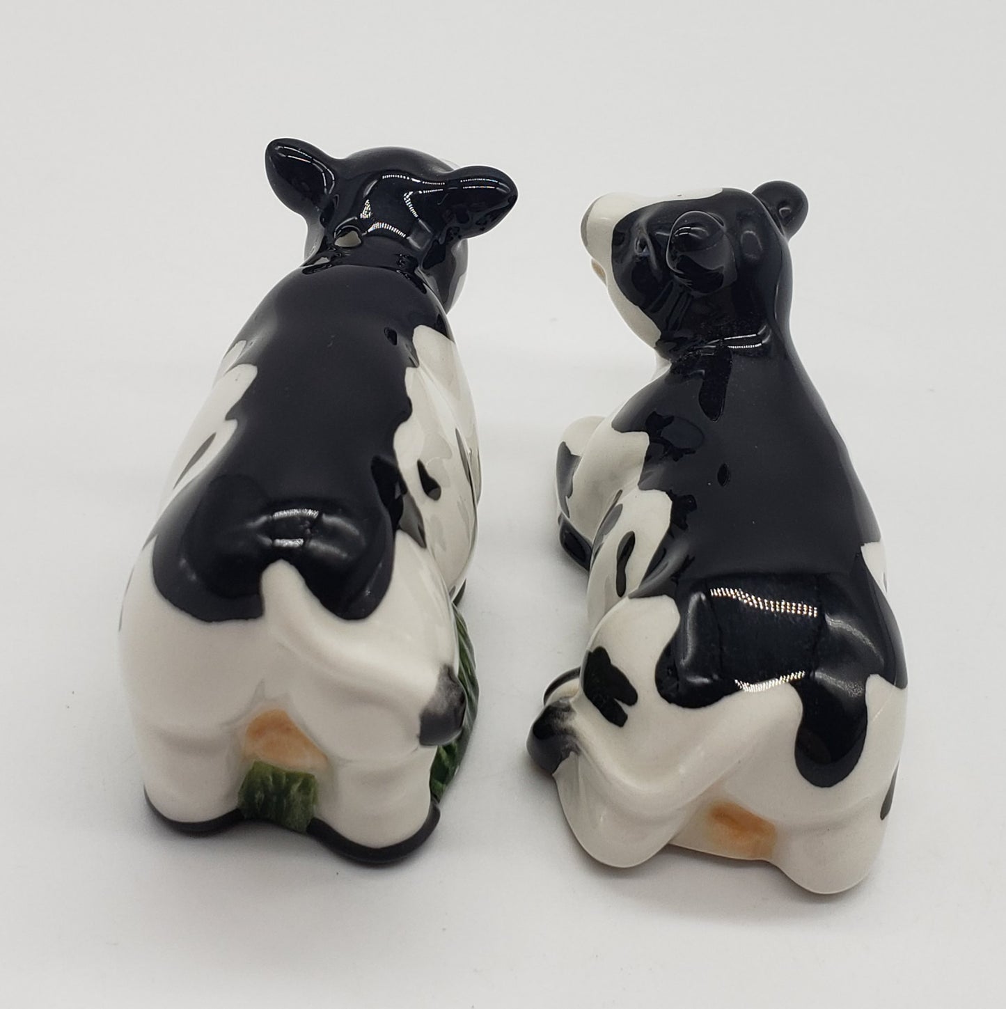 Appletree Design Barnyard miniature cow salt and pepper shakers