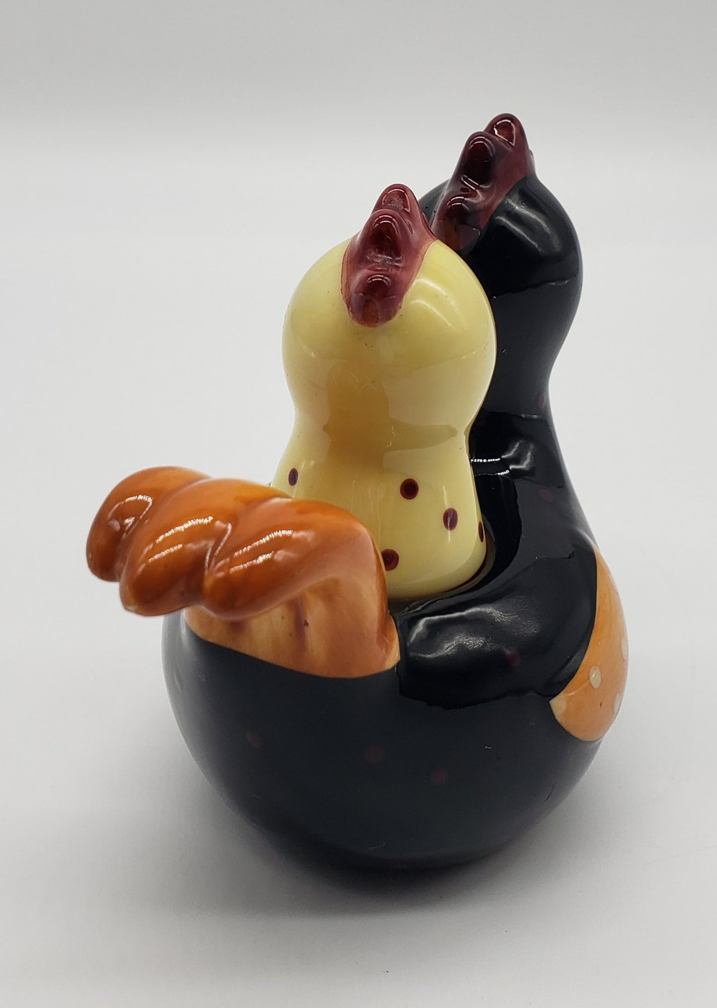 Bonnie Lynn Chicken Salt And Pepper Shakers