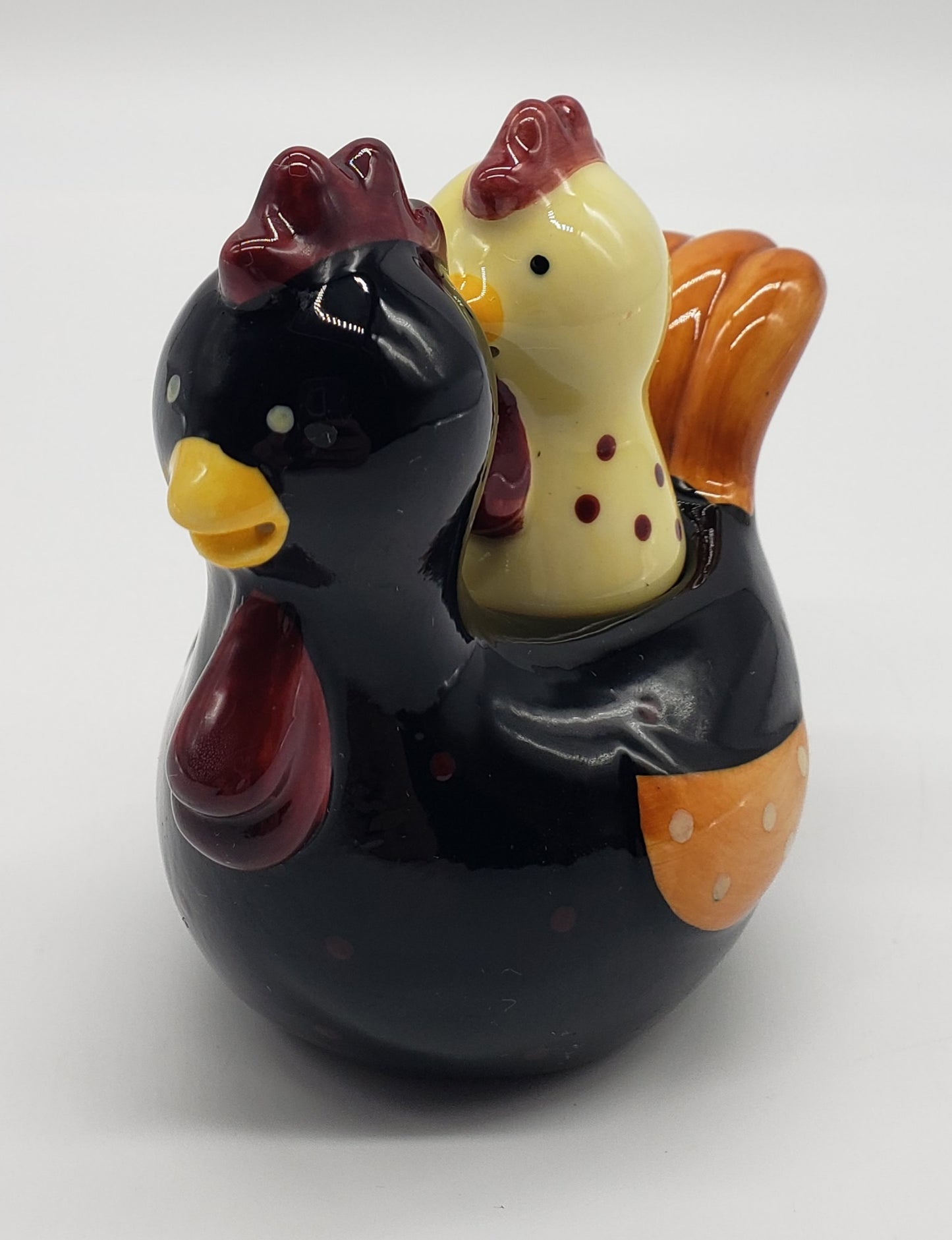 Bonnie Lynn Chicken Salt And Pepper Shakers