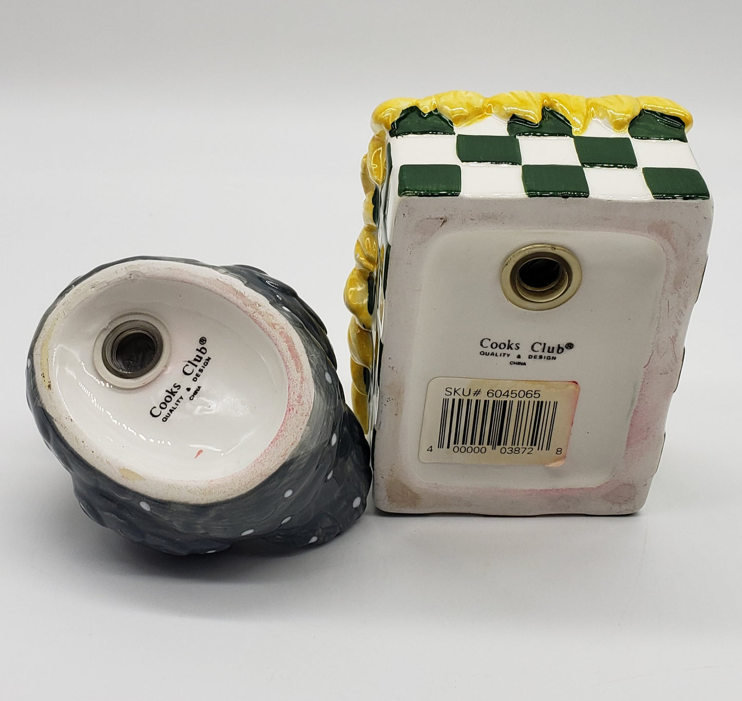 Cook's Club Ceramic Nesting Hen Chicken Salt & Pepper Shaker Set