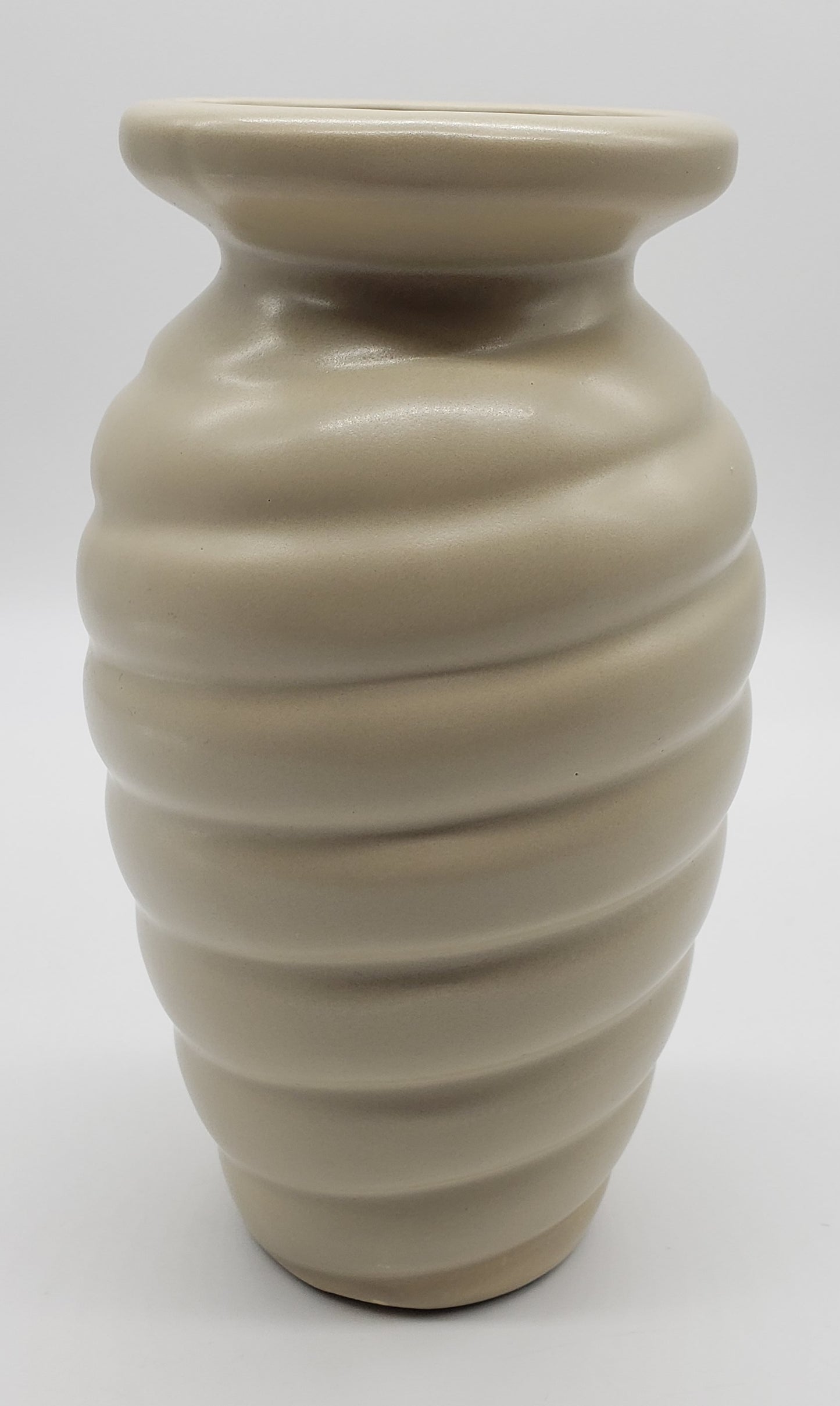 Haeger Pottery Beehive Swirl Vase 1996