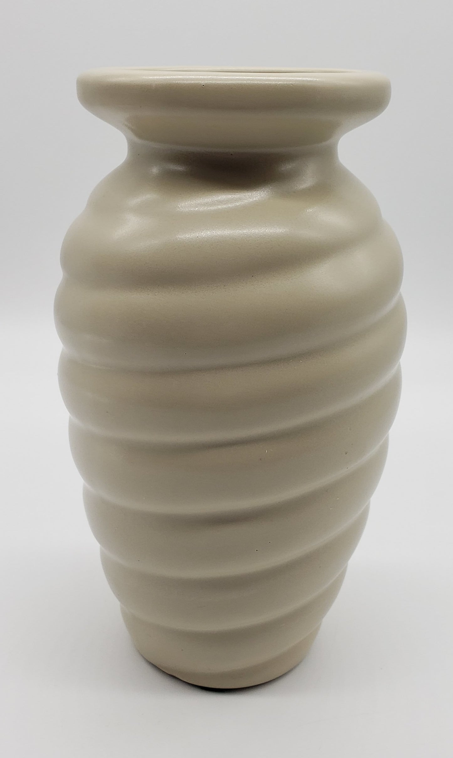 Haeger Pottery Beehive Swirl Vase 1996
