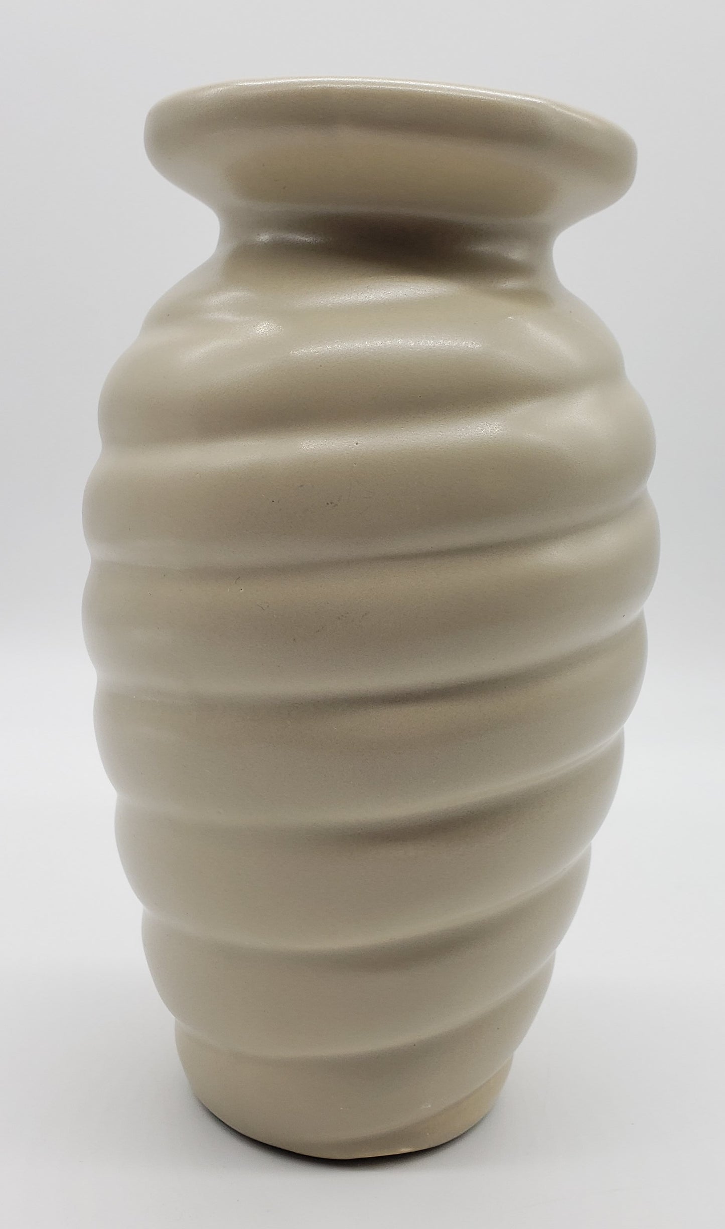Haeger Pottery Beehive Swirl Vase 1996