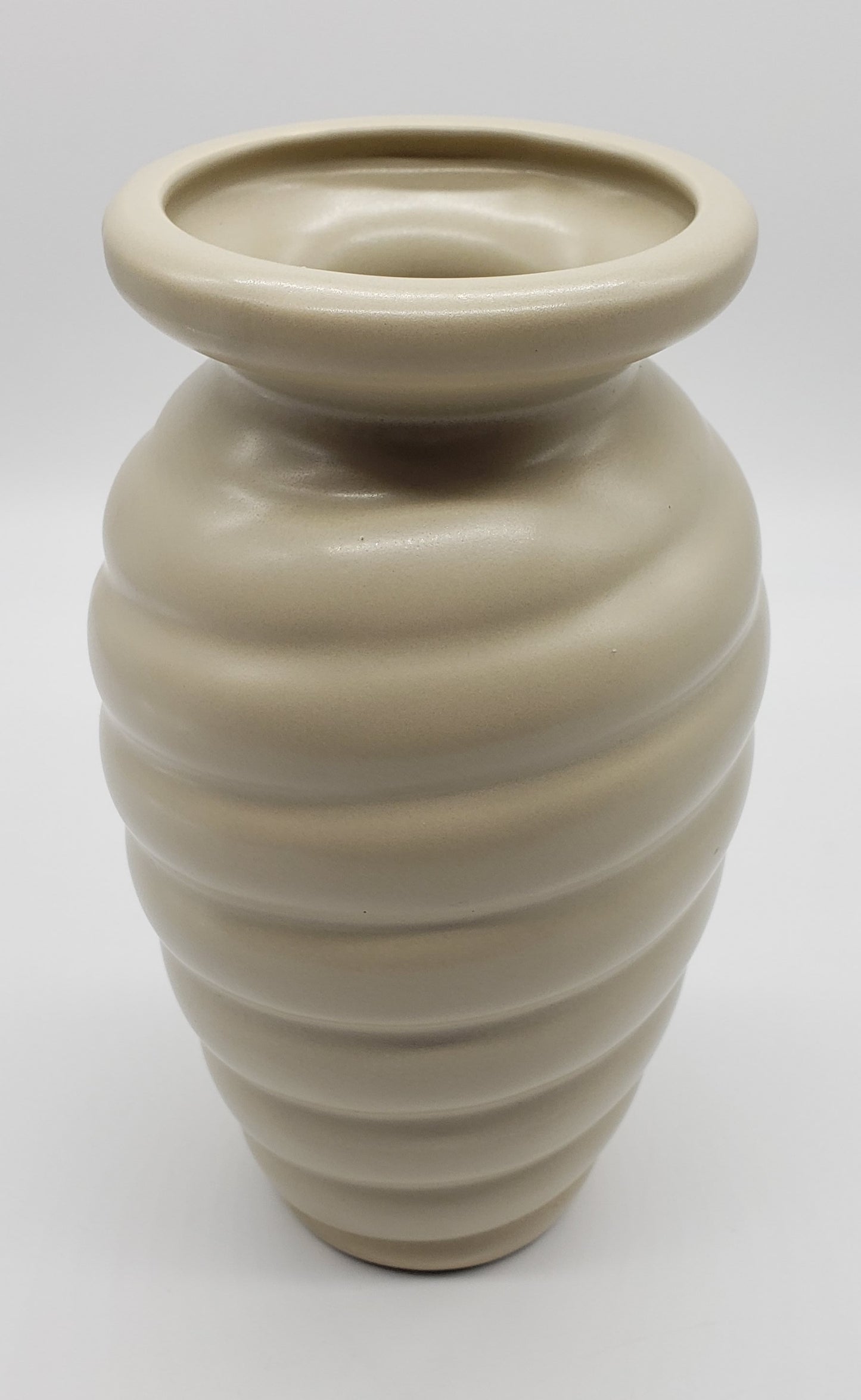 Haeger Pottery Beehive Swirl Vase 1996