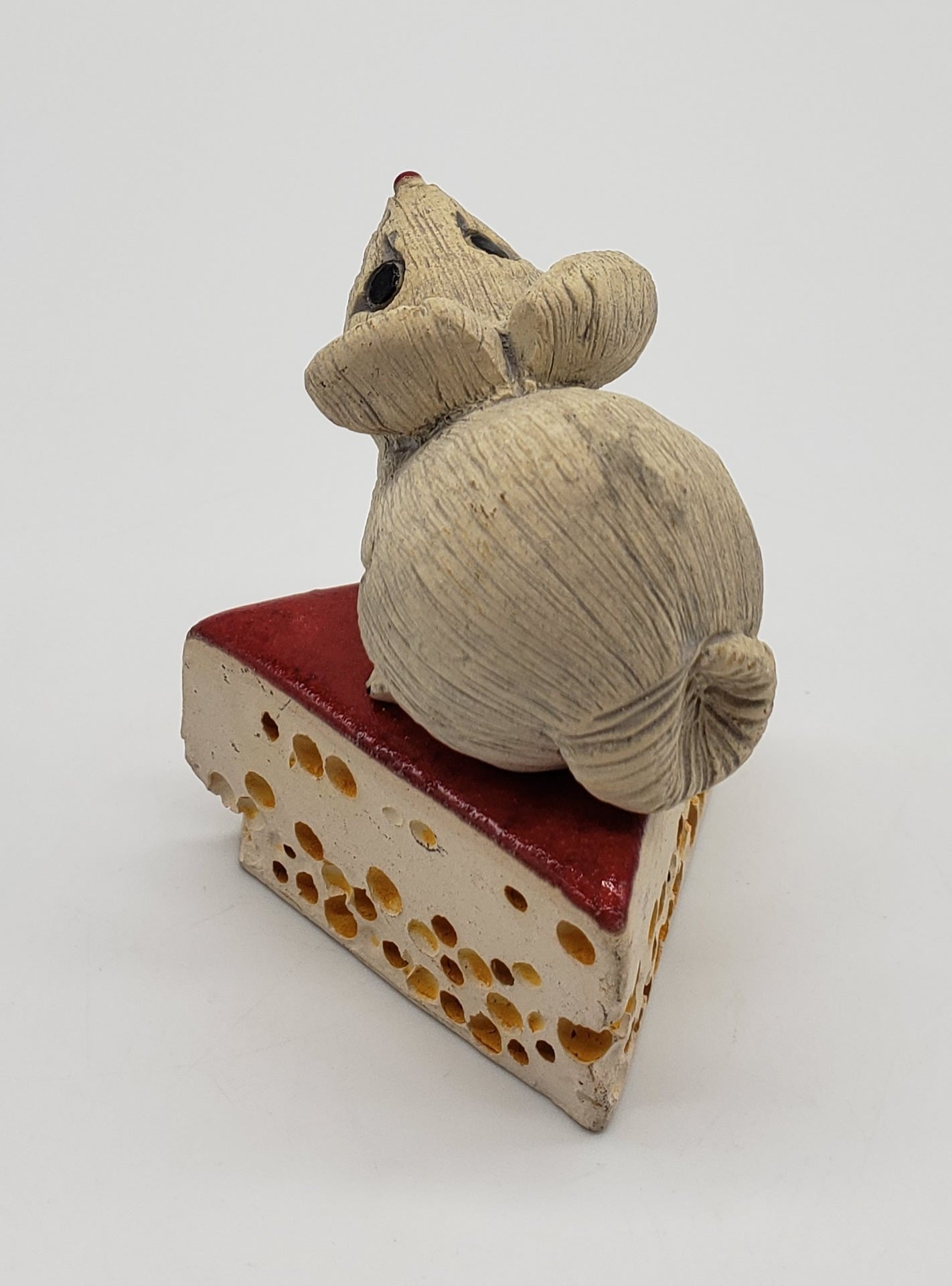 Artesania Rinconada White Mouse on Chunk of Swiss Cheese