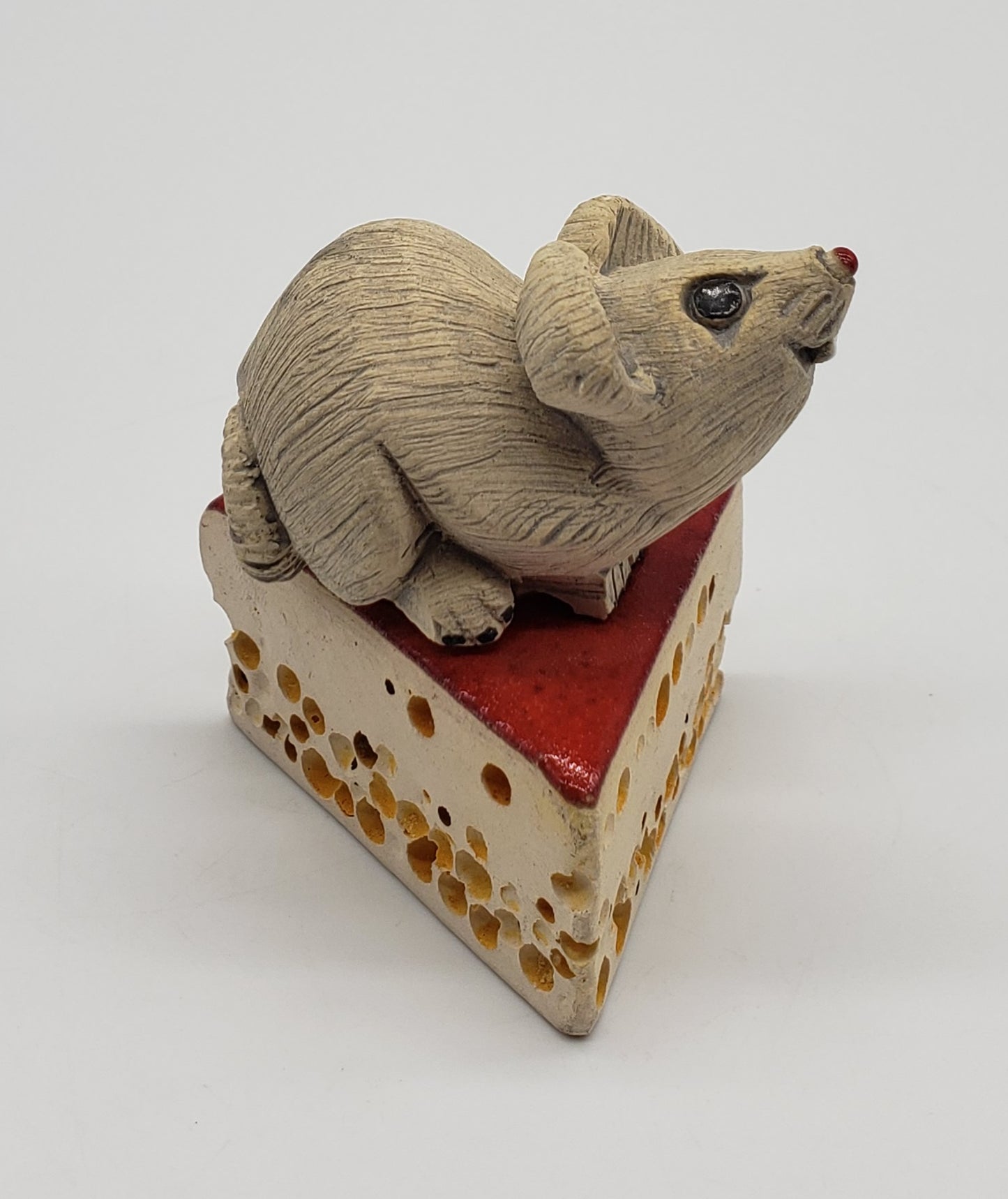 Artesania Rinconada White Mouse on Chunk of Swiss Cheese