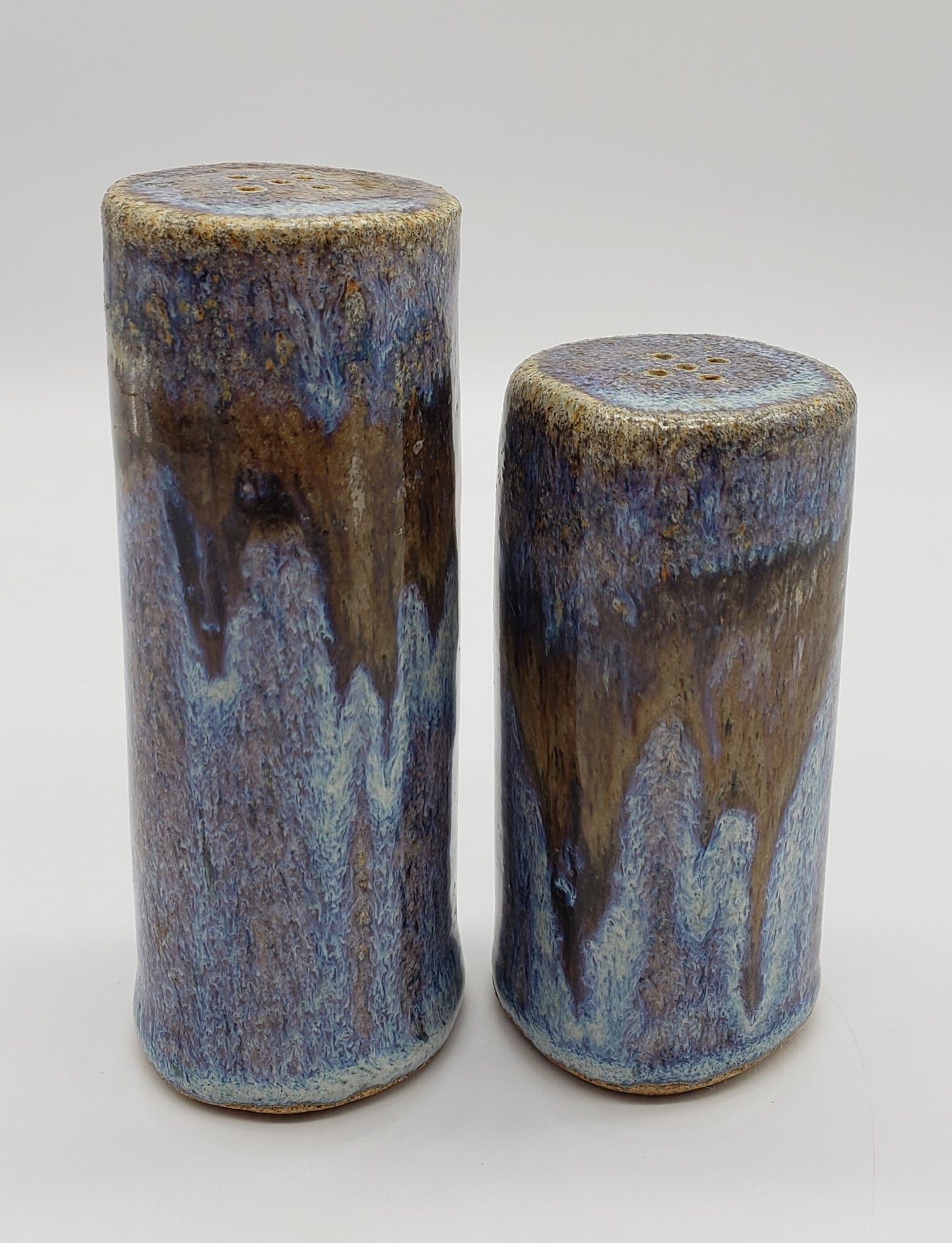 Stoneware pottery Salt and Pepper Shaker set
