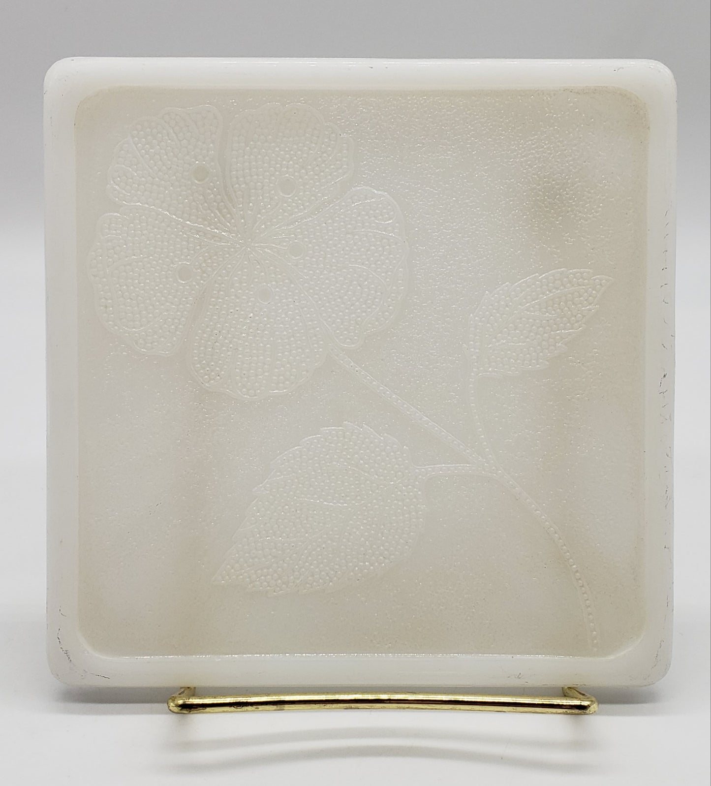 McKee Glassbake White Milk Glass Trivet
