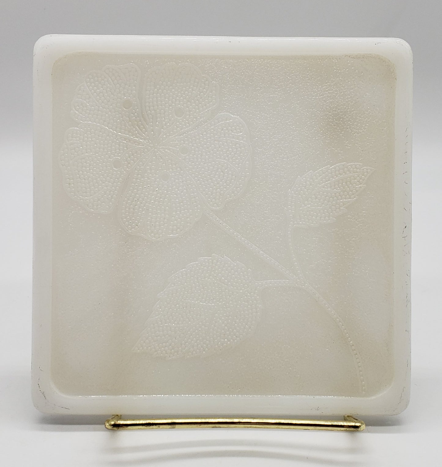 McKee Glassbake White Milk Glass Trivet
