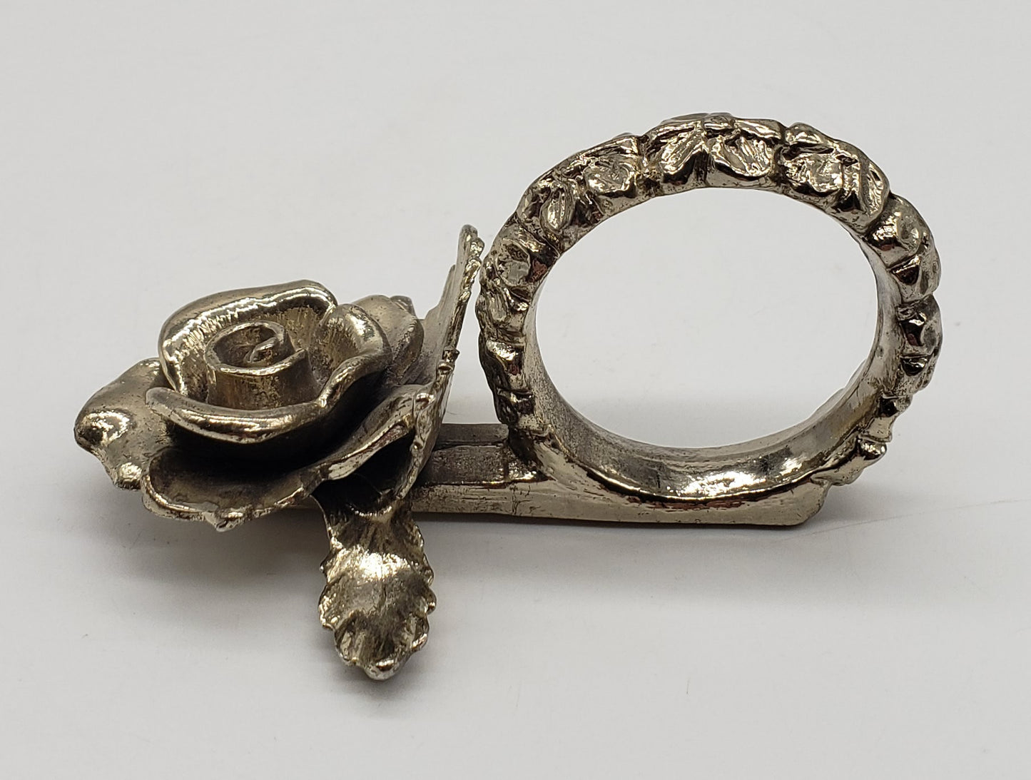 Silver Plated Rose Design Napkin Rings Place Card Holder