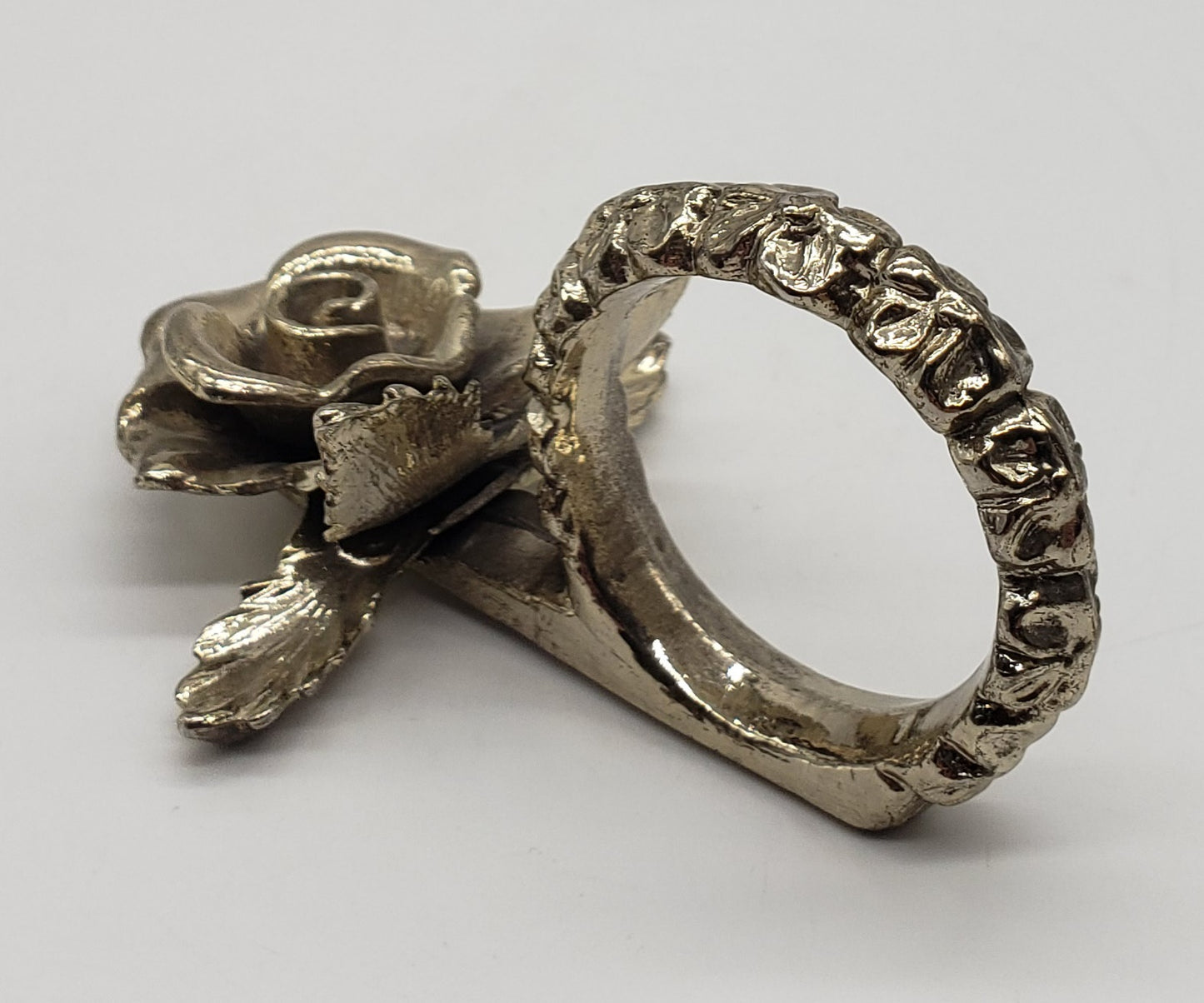 Silver Plated Rose Design Napkin Rings Place Card Holder