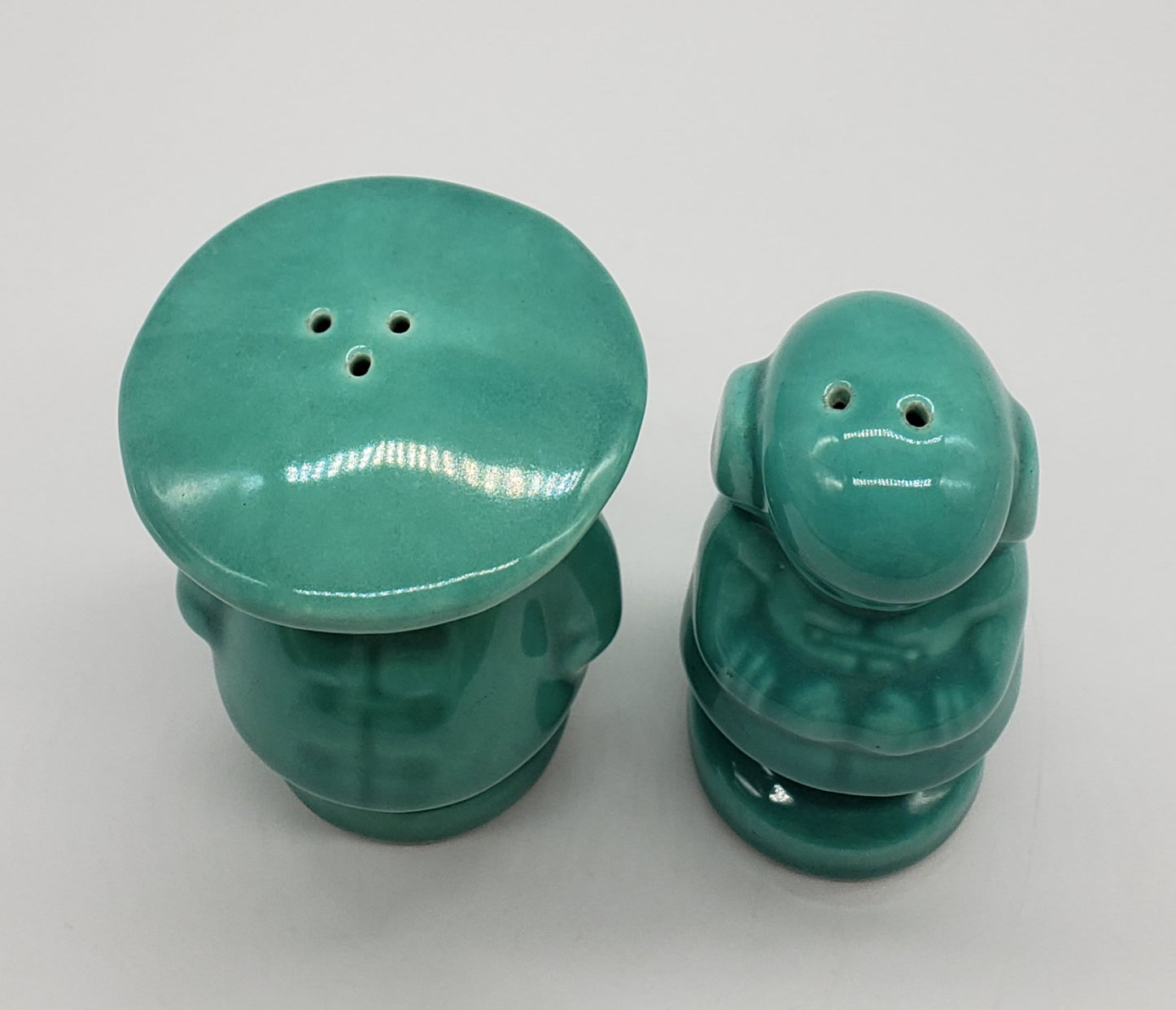ORIENTAL SALT & PEPPER MAN & WOMAN JAPANESE FIGURES